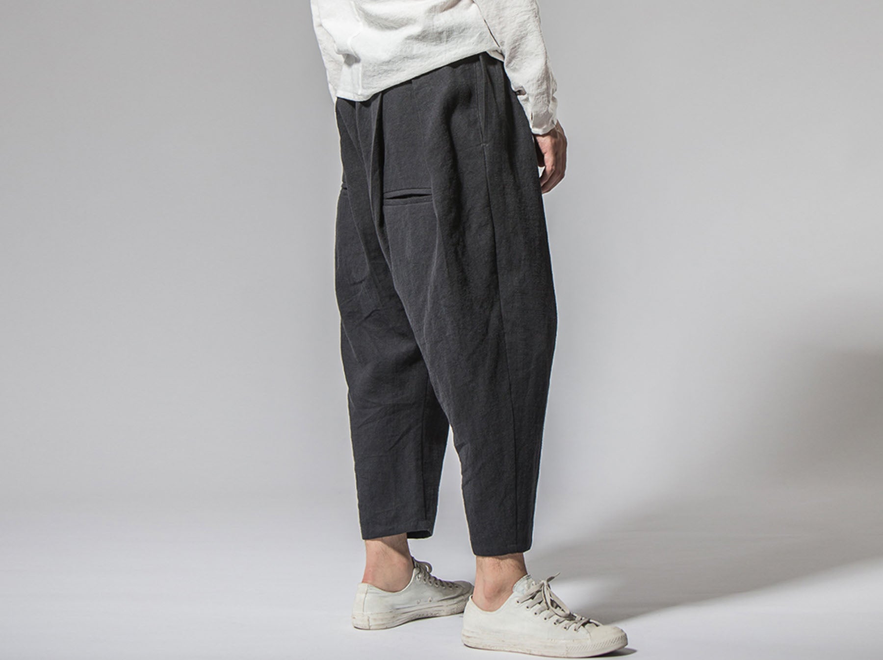edoa Pleated Linen Cotton Blend Pants