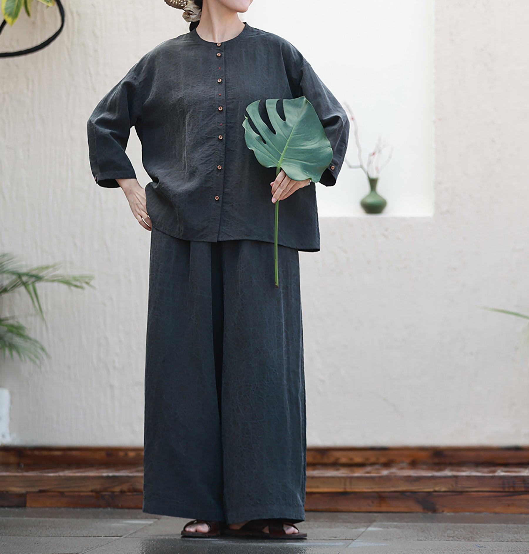 edoa Cracked Mud Silk Wide Leg Pants 
