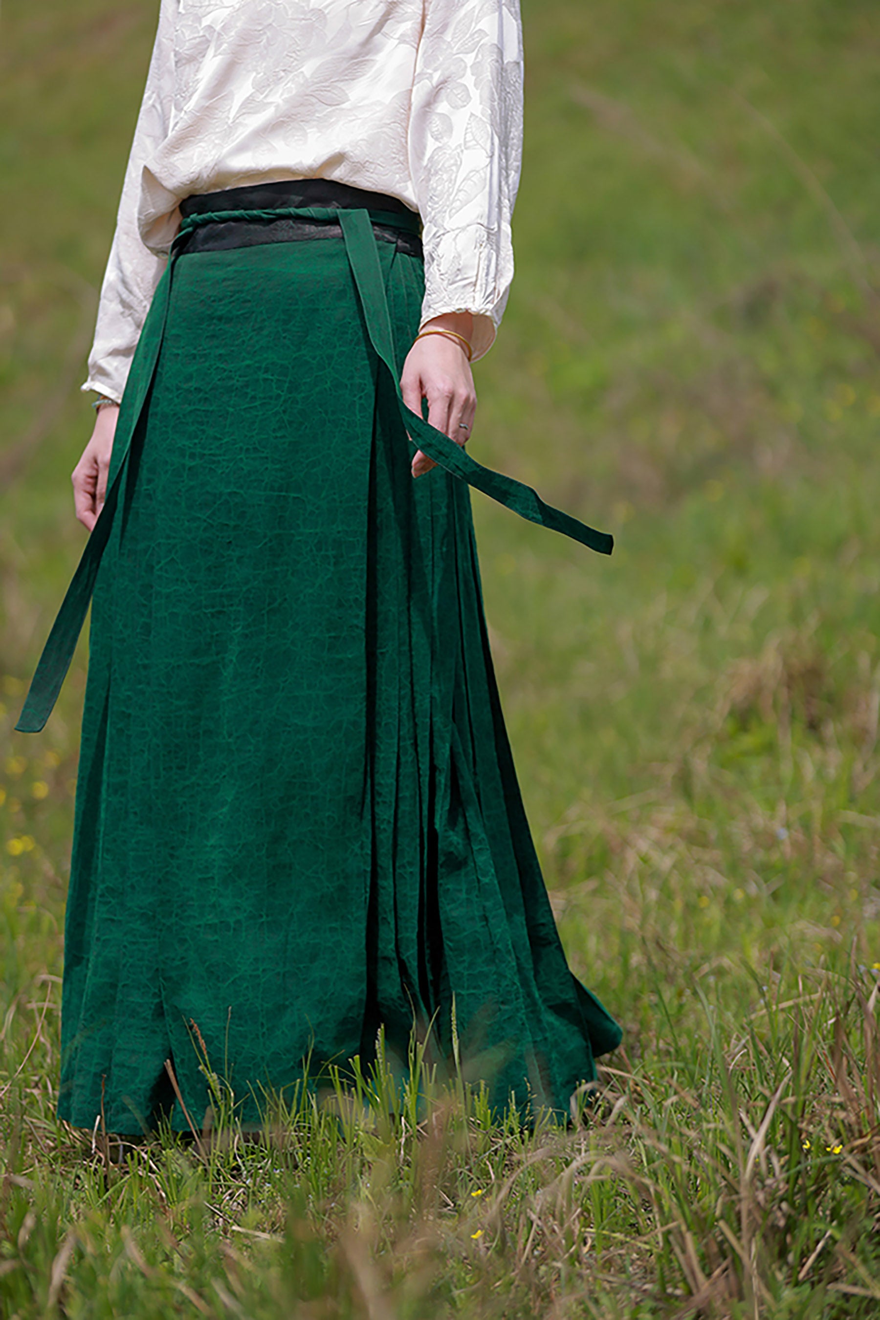 edoa Cracked Mud Silk Maxi Pleated Skirt 