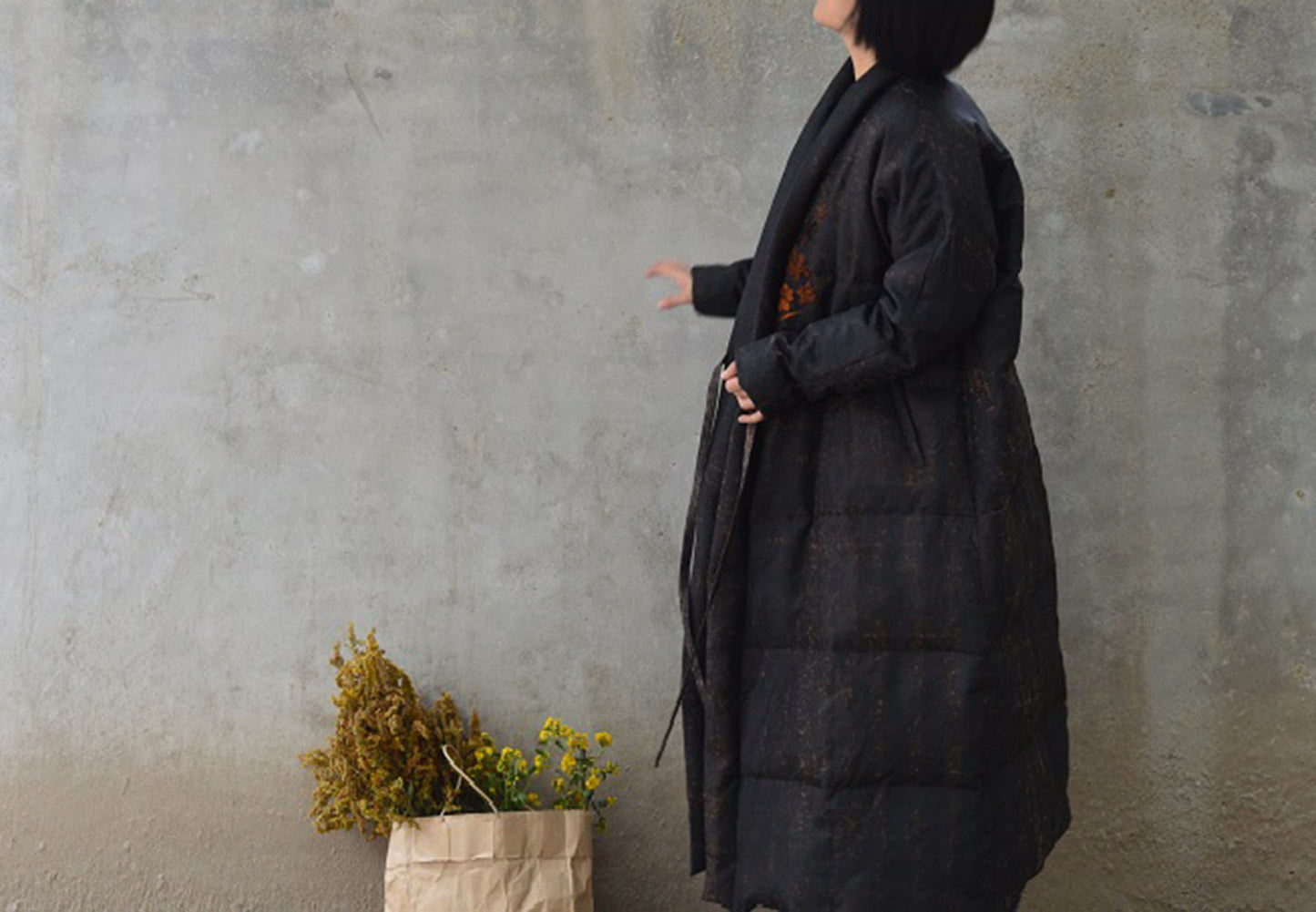 edoa Winter Loose Fitting Distressed Mud Silk Quilt Down Coat wih Hand Embroidery