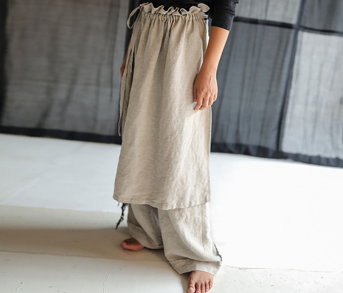edoa Wide Leg Linen Pleated Pants with Detachable Apron 