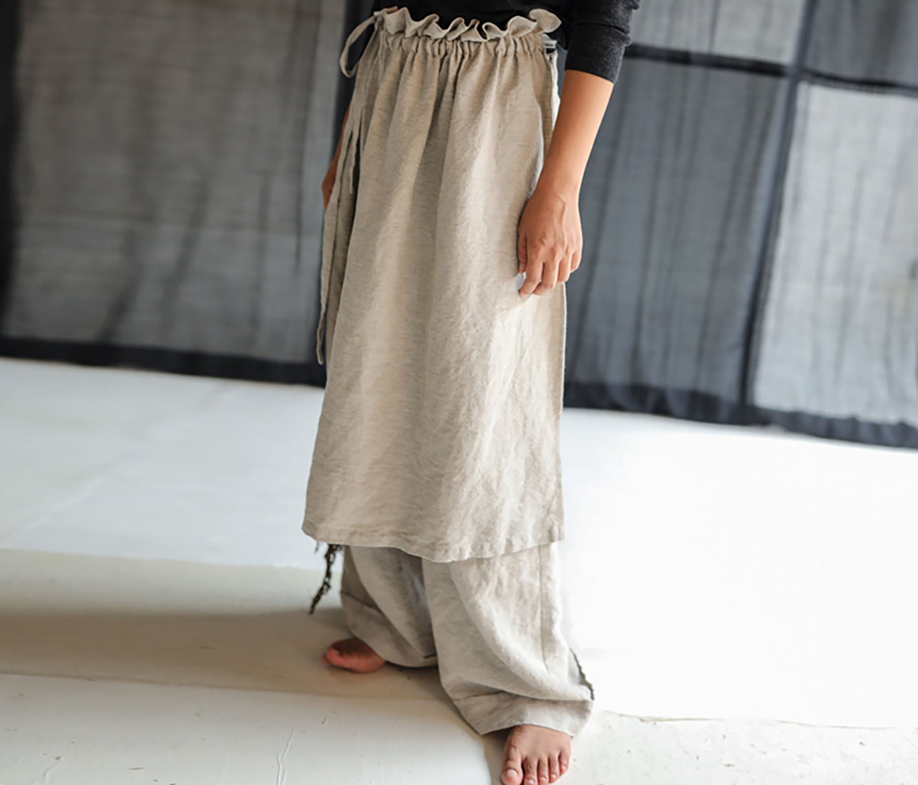 edoa Wide Leg Linen Pleated Pants with Detachable Apron 
