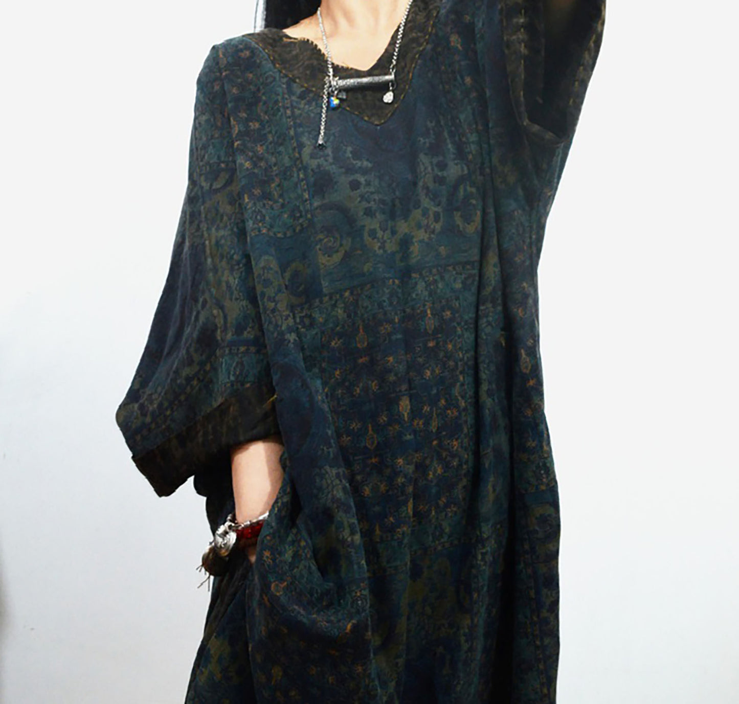 Reversible Loose Fitting Printed V-neck Mud Noil Silk Dress dr0239 X190