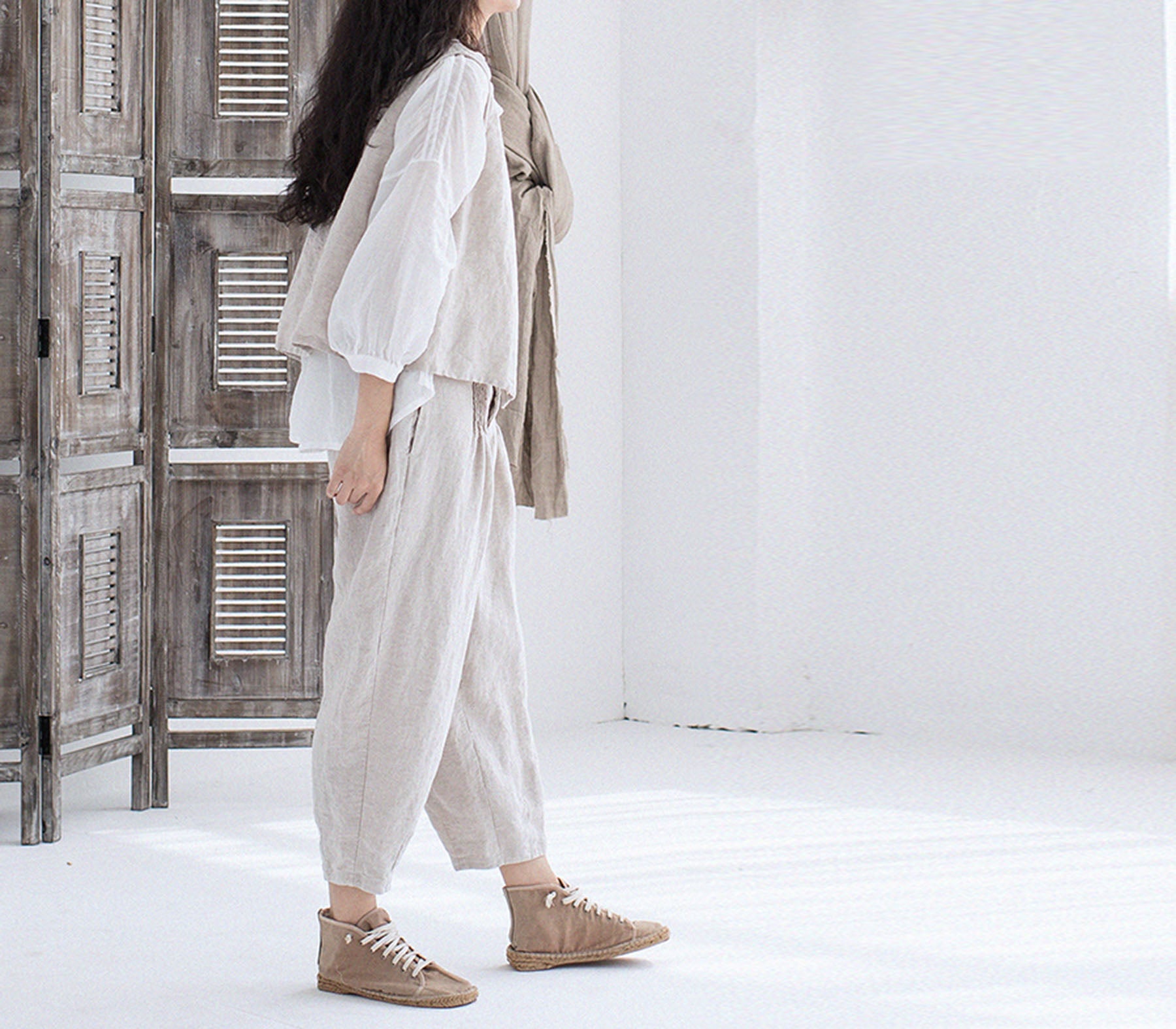 edoa Flax Linen Pants with Pintuck at Waist 