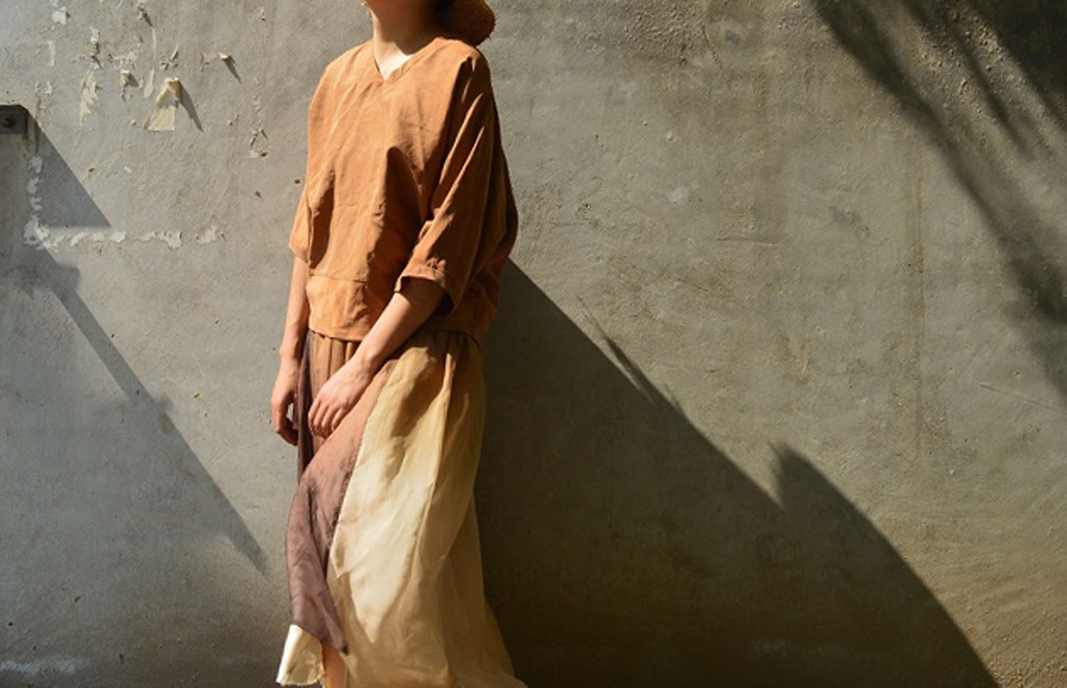 edoa Loose Fitting Reversible Mud Silk Top