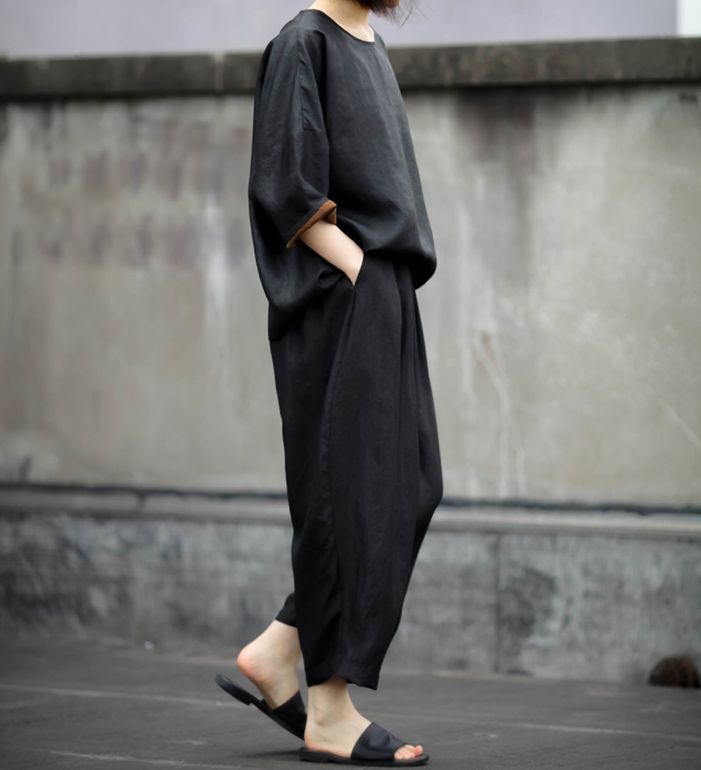 edoa Reversible V-neck Mud Silk Top 