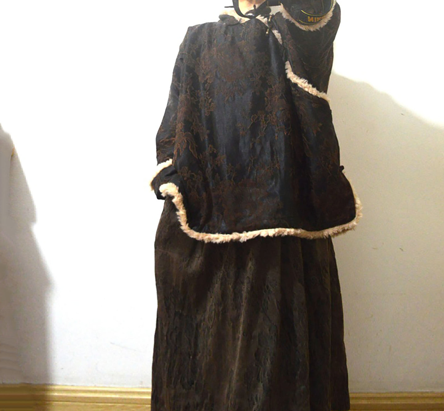 edoa Mud Silk Jacquard Padded Jacket