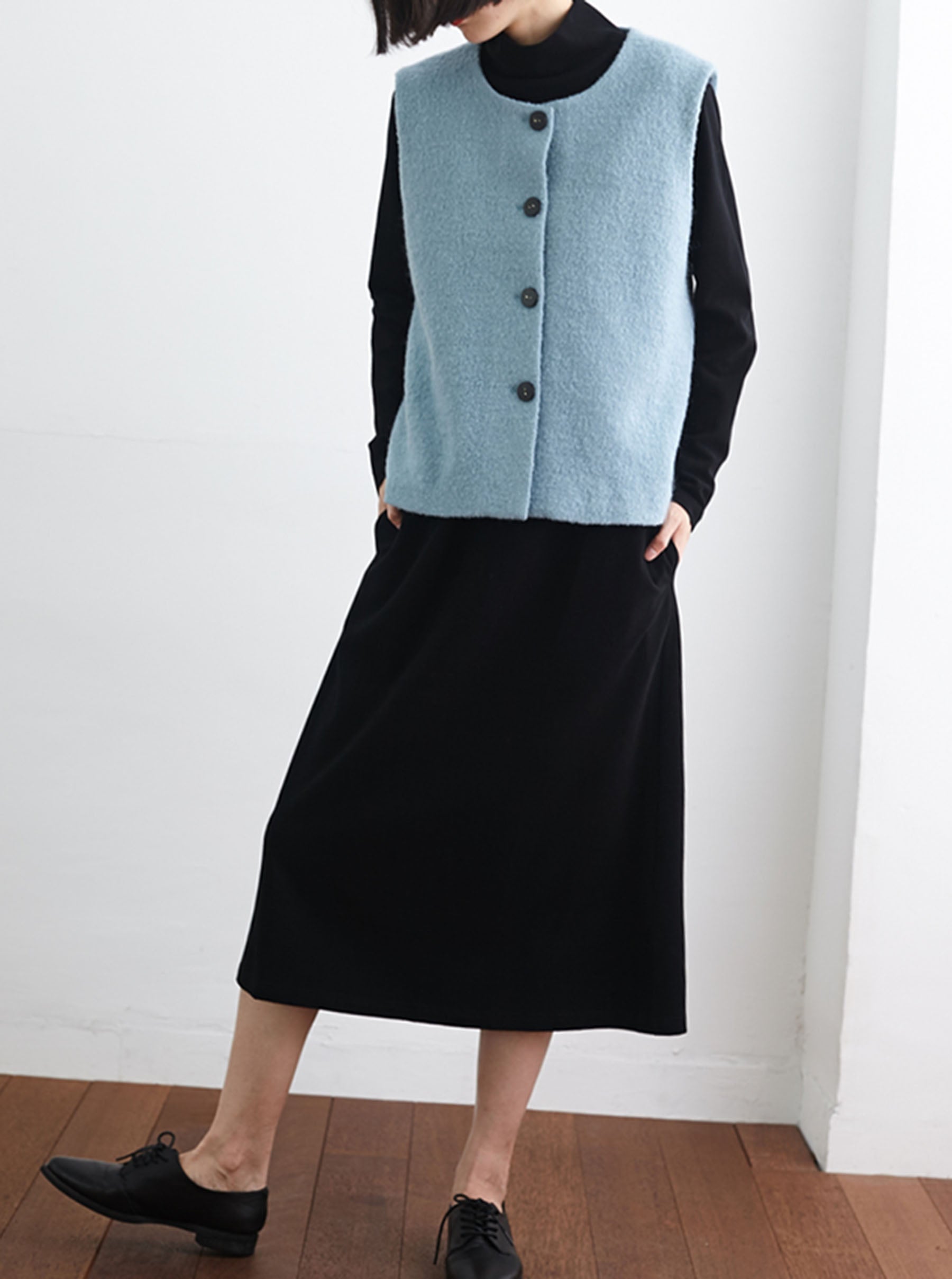 edoa Boiled Wool Vest 