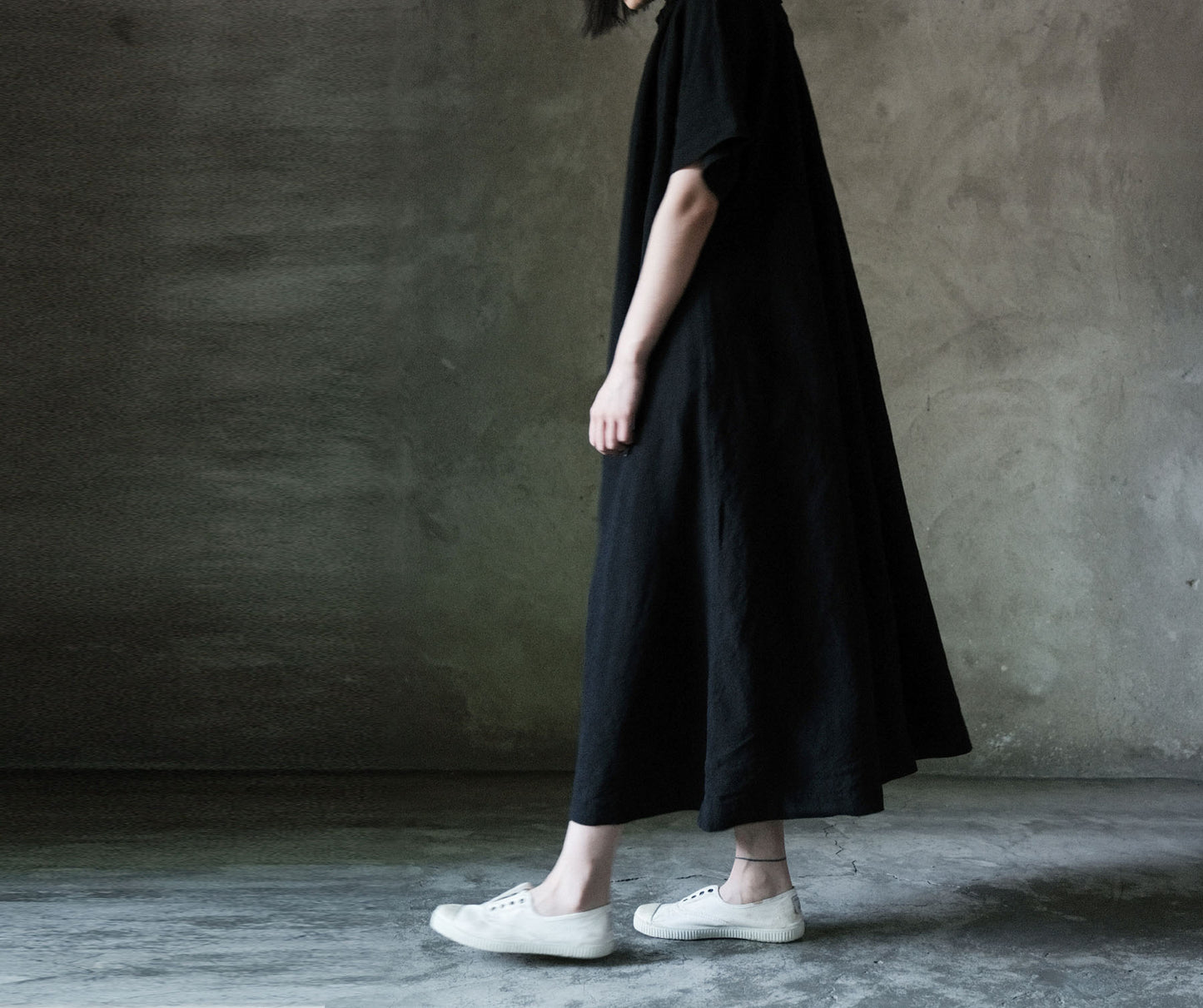 edoa Linen Gathering Neck A-line Tie Dress