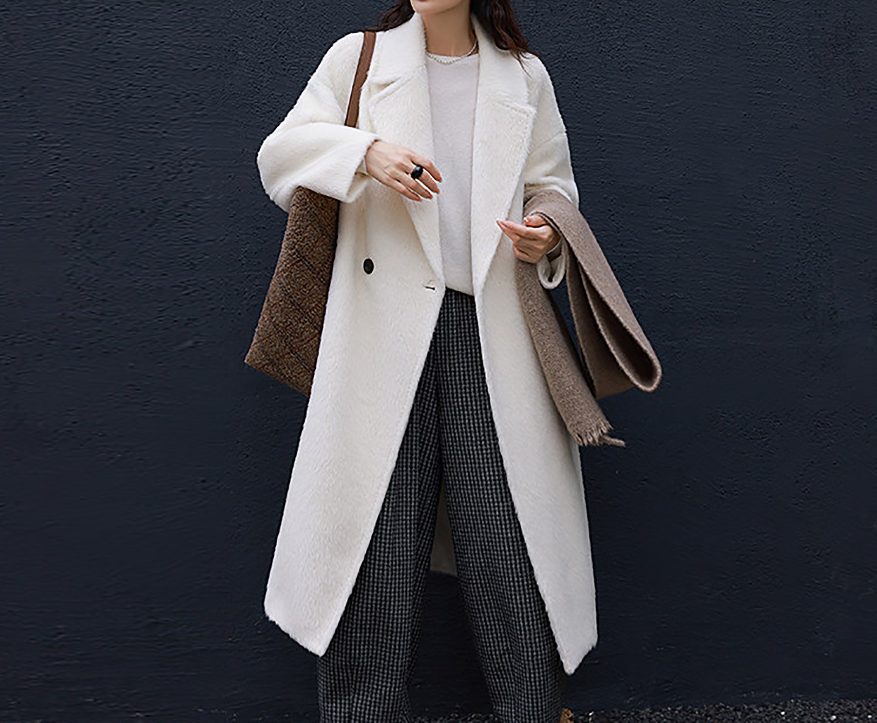 EDOA Double-breasted Alpaca Cocoon Coat
