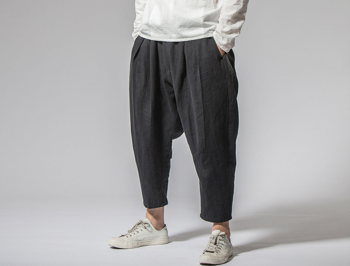 edoa Pleated Linen Cotton Blend Pants