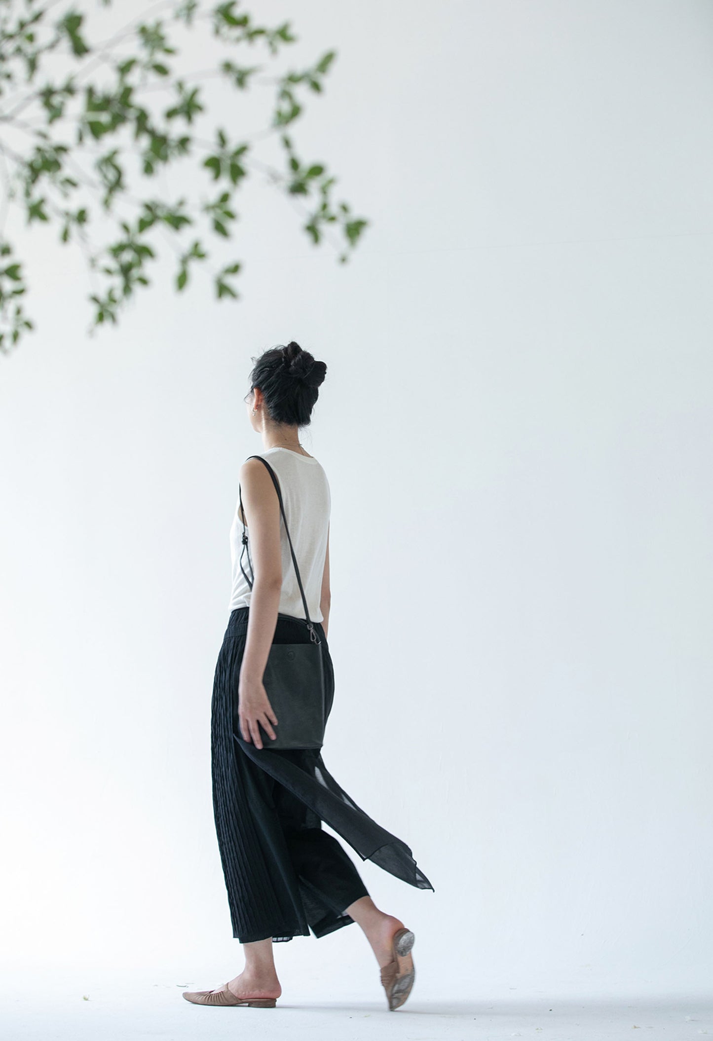 edoa Thin Silk Cotton Blend Pin tucked Apron Pants