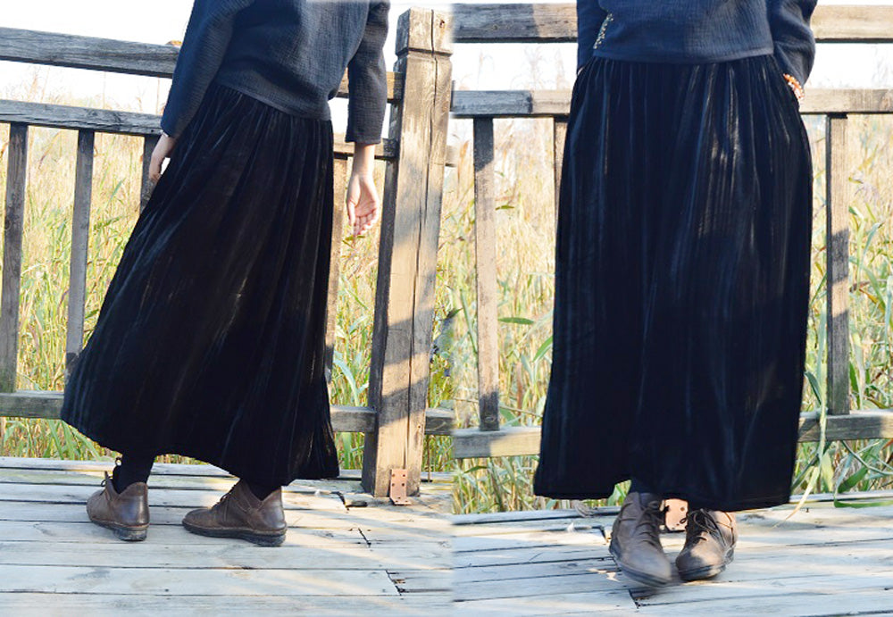 edoa Crinkled Silk Velvet Skirt