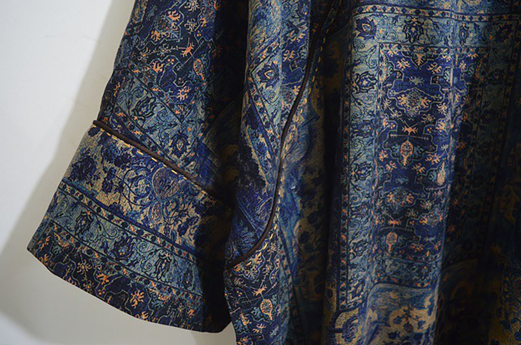 edoa Loose Fitting Printed Mud Silk V-neck Chinese Tunic