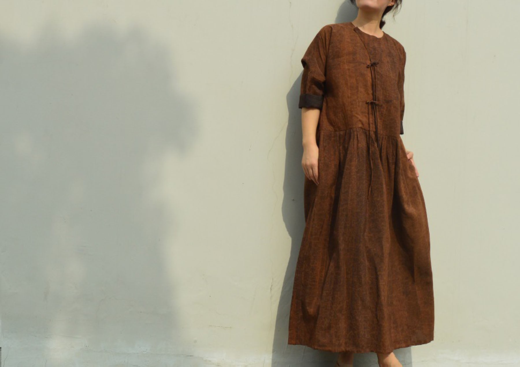 edoa Minimalist Cracked Mud Silk Dress 