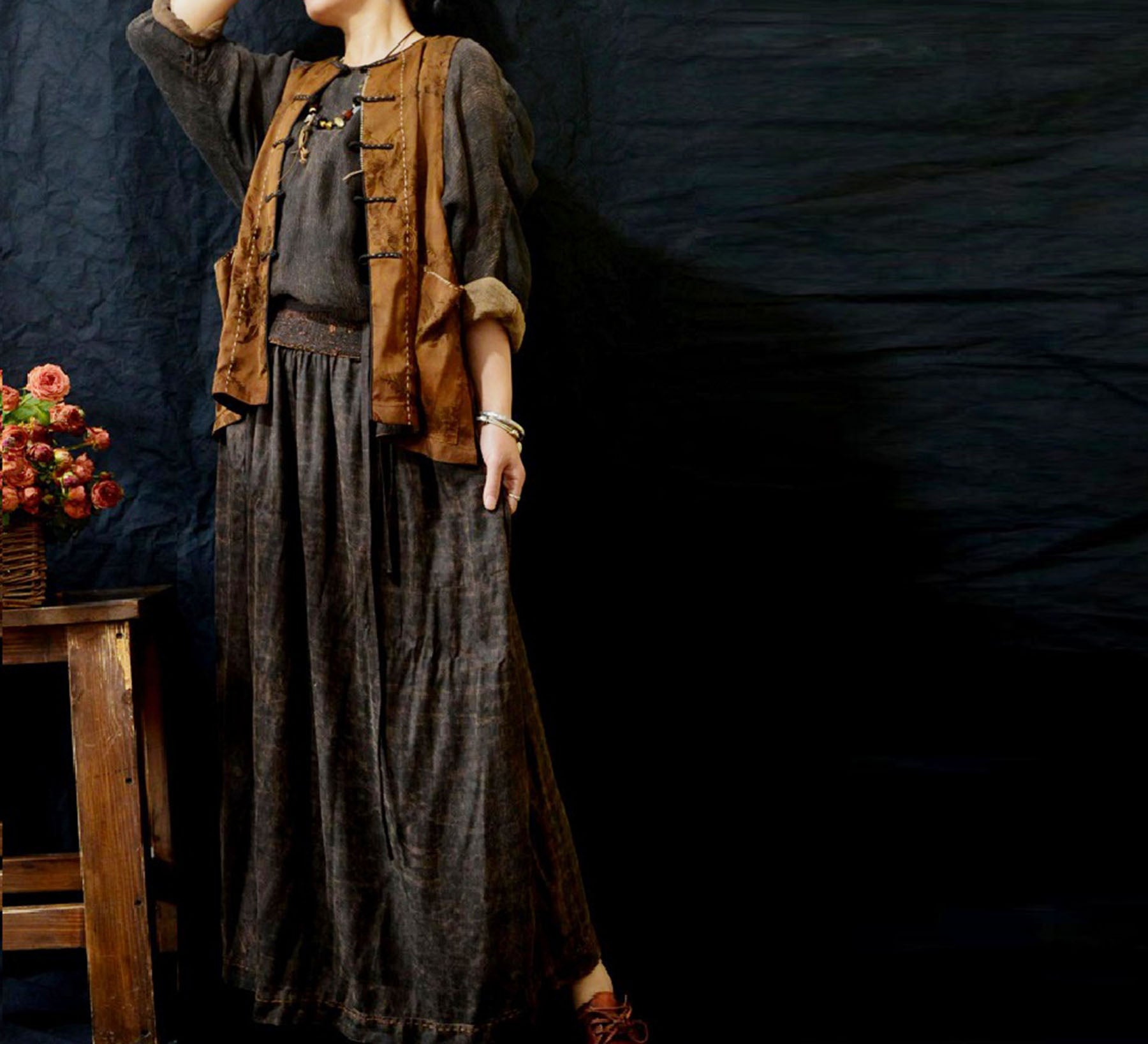 edoa Reversible Mud Silk Rayon Blend Jacquard Chinese Vest 