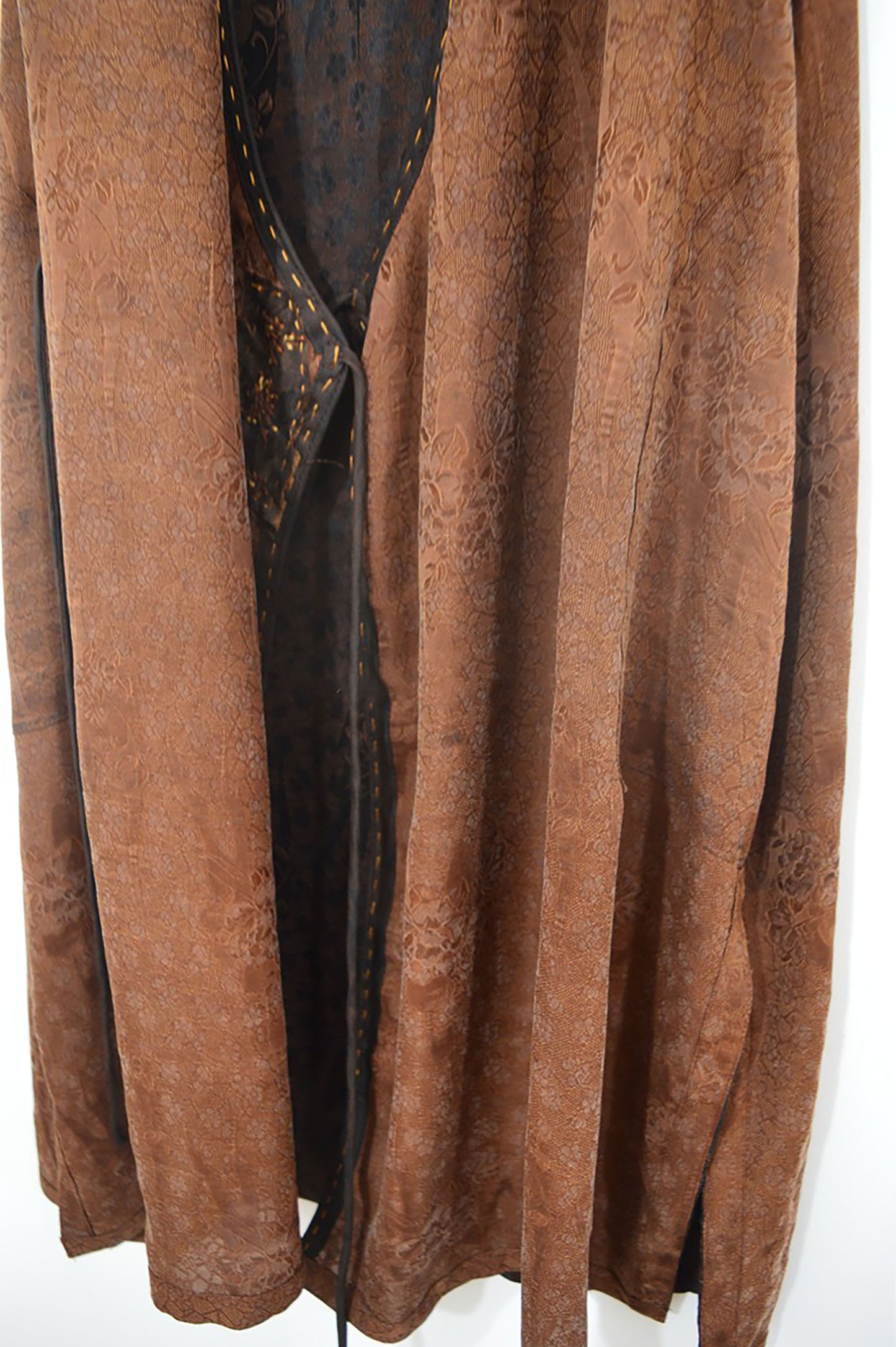 Reversible Mud Silk Jacquard Long Vest to0159 X153