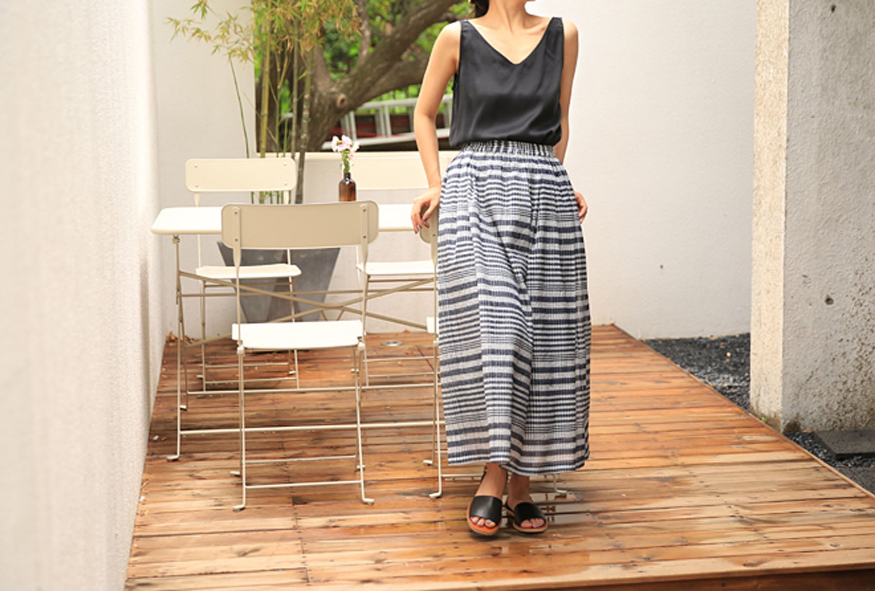 edoa Stone Washed Silk Satin V Neck Tank