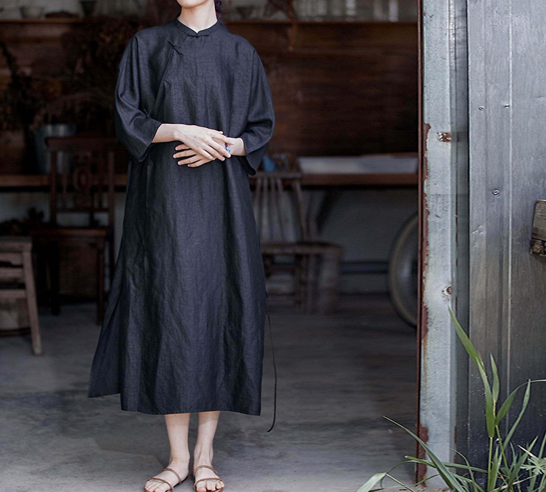 edoa Loose Fitting Cracked Mud Silk Qipao Dress 