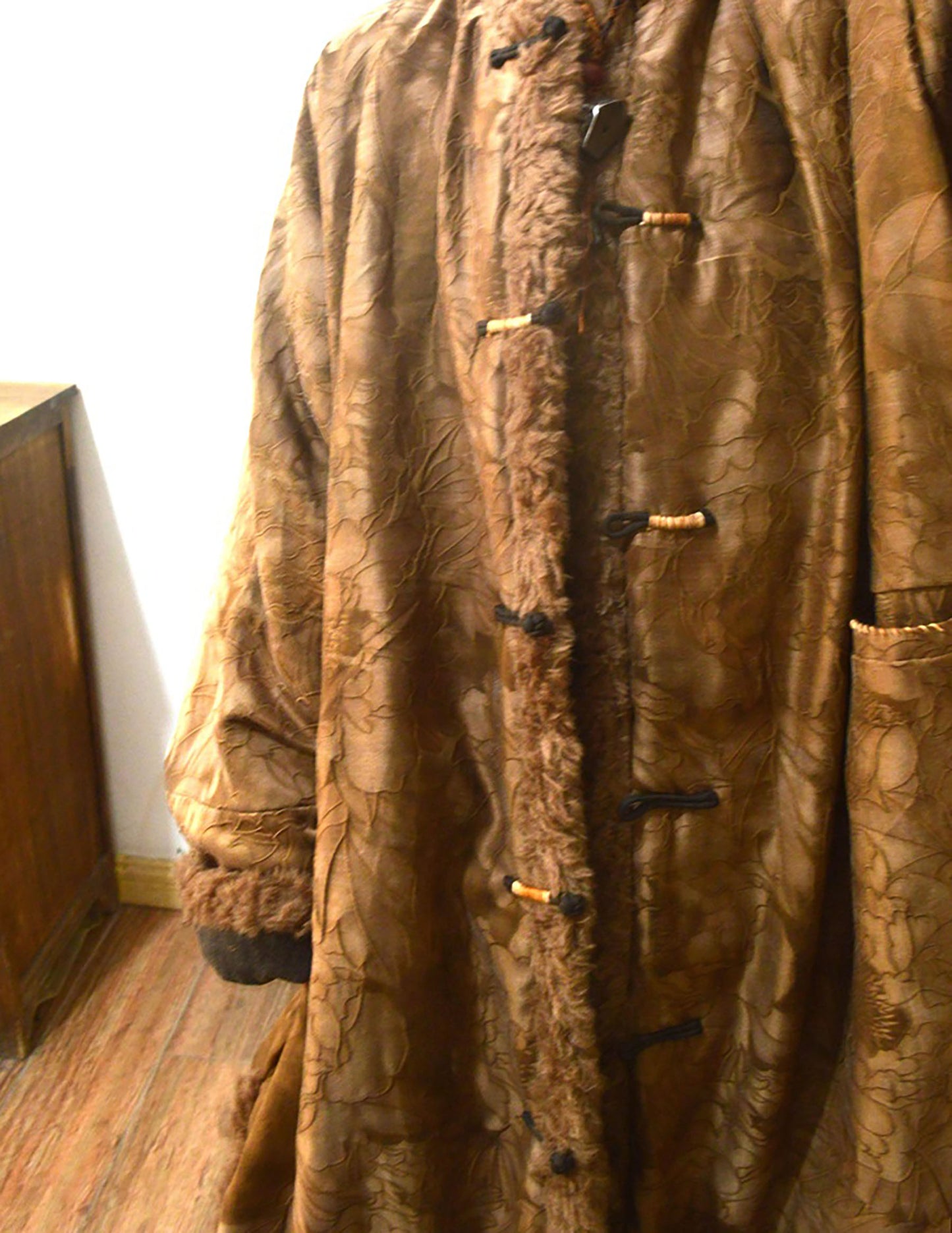 edoa Oversized Mud Silk Jacquard Chinese Padded Coat