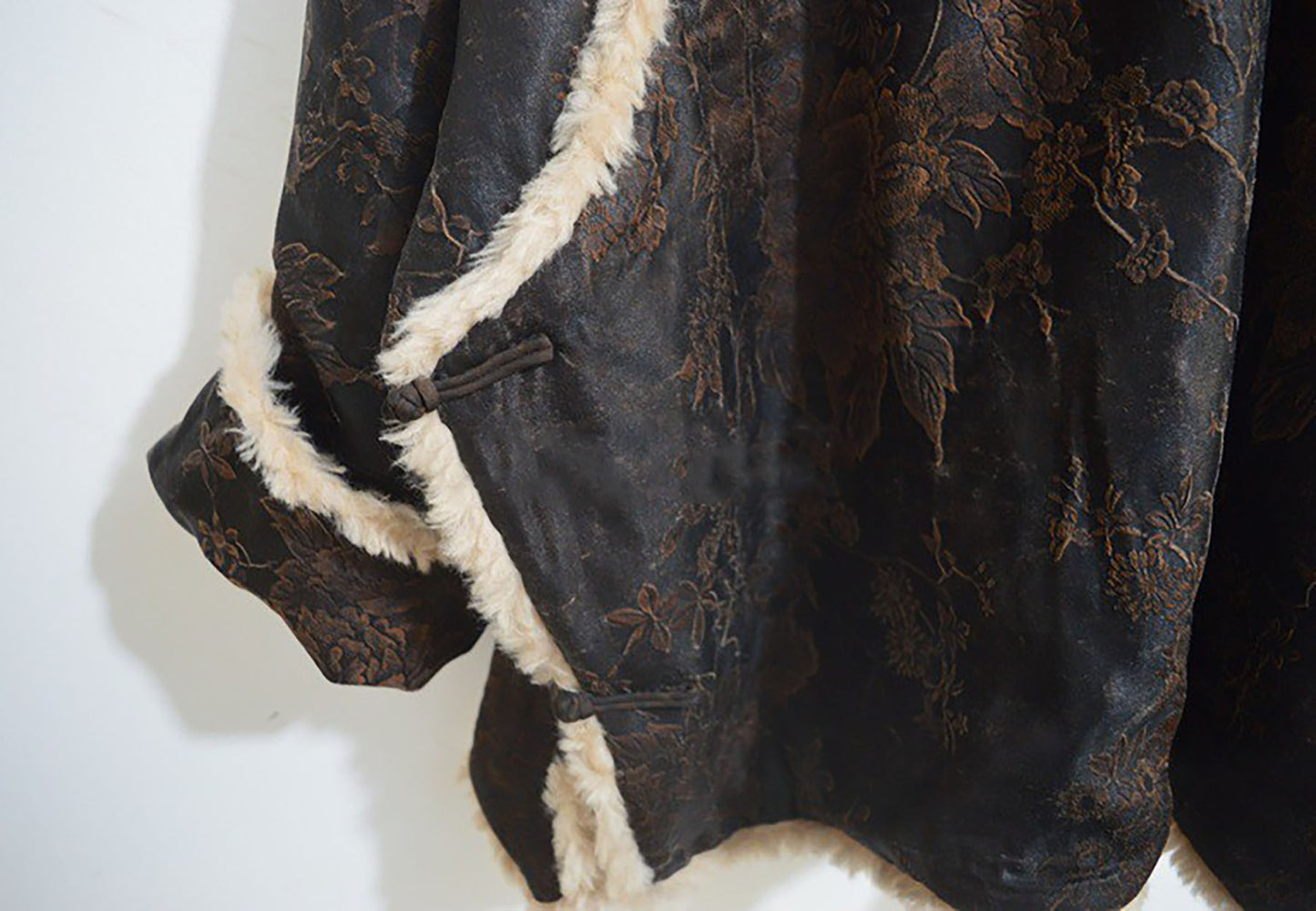 edoa Mud Silk Jacquard Padded Jacket