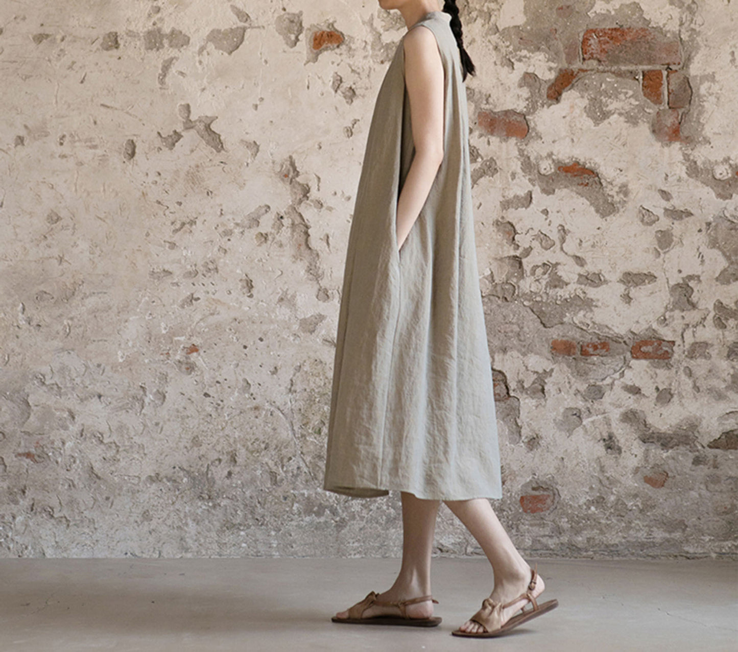 edoa Yarn Dyed Linen Sleeveless Pleated A-line Dress