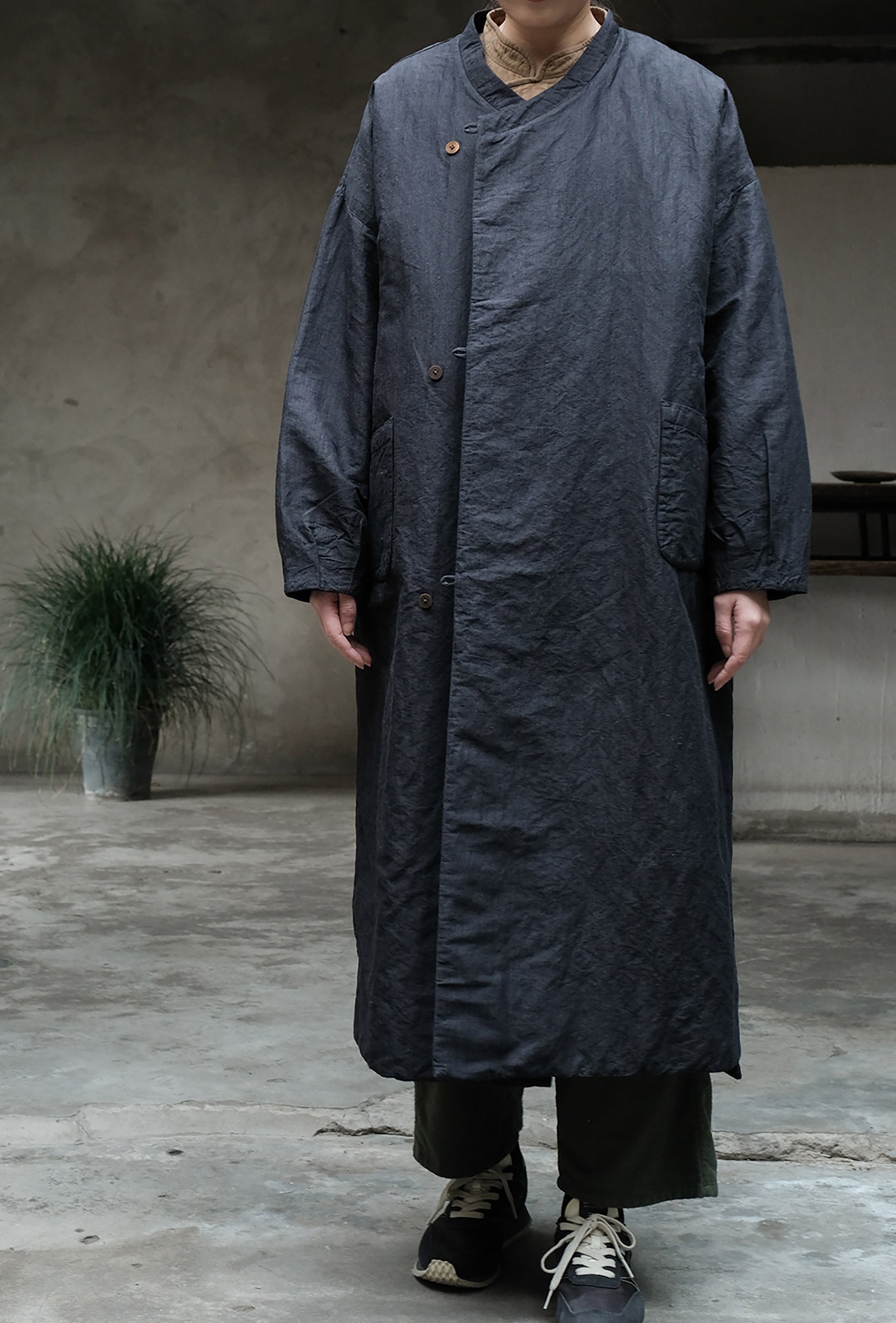 edoa Yarn-dyed Linen Cotton Blend Padded Long Coat