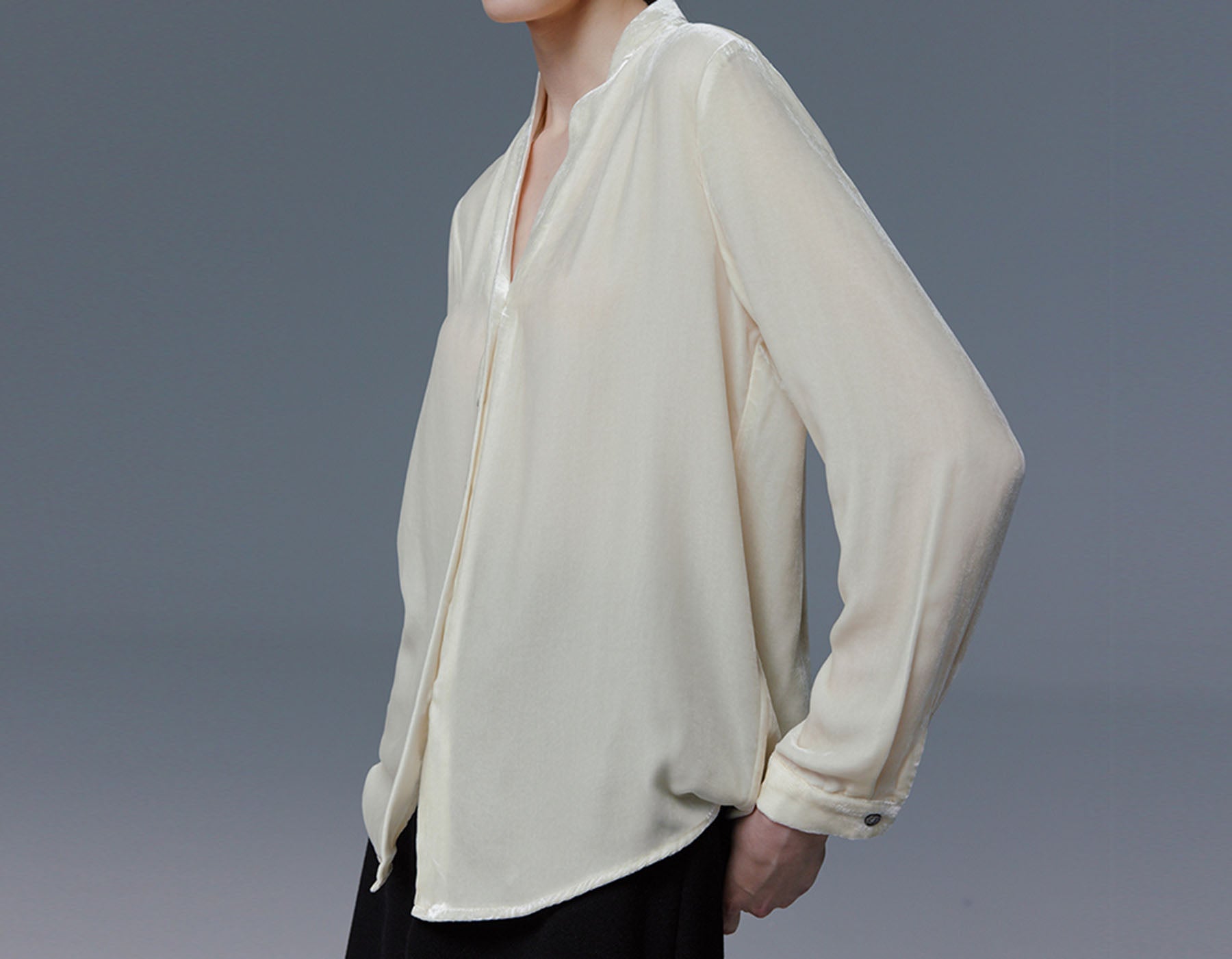 edoa Silk Velvet Spring Blouse