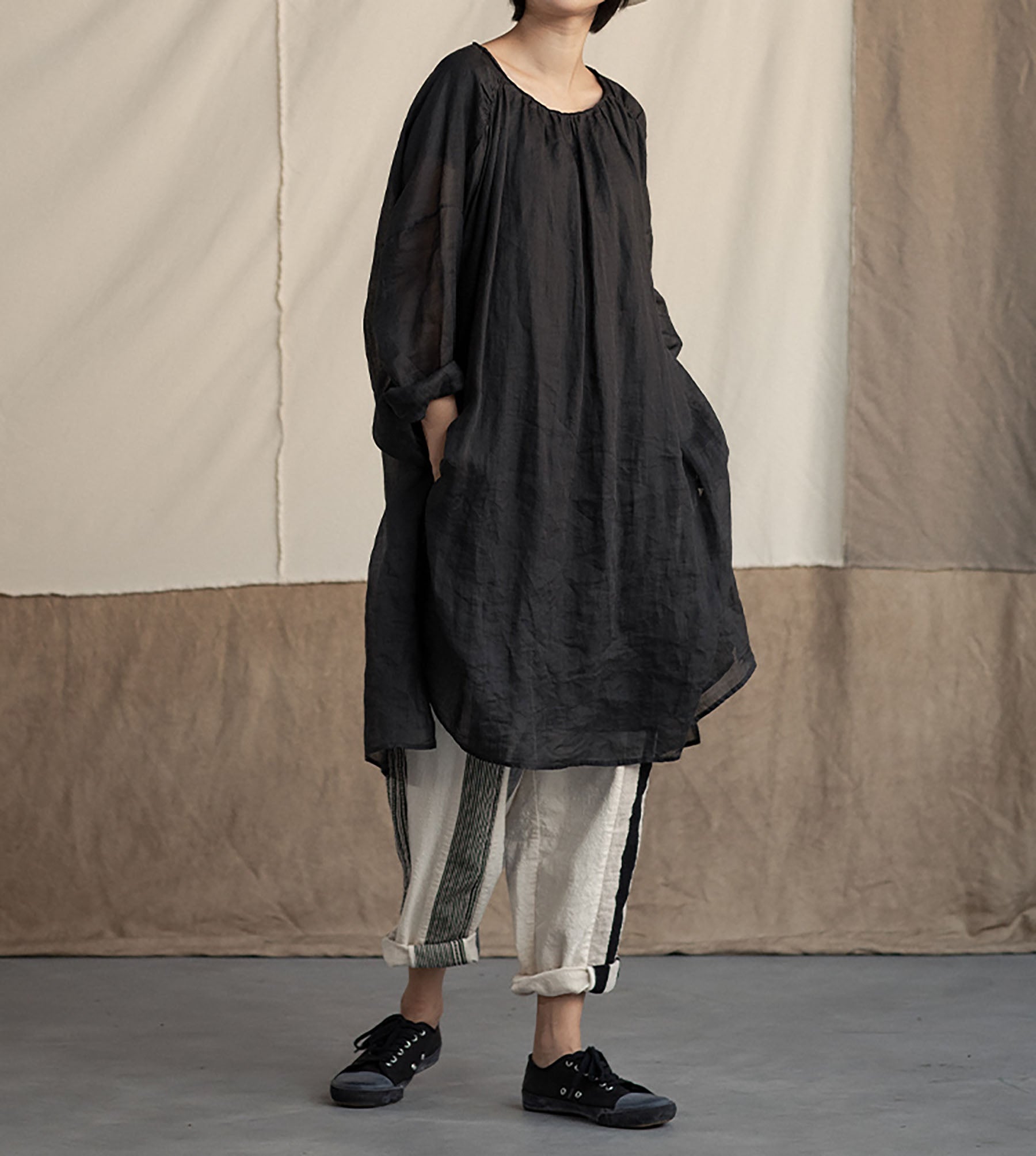 edoa Washed Ramie Gauze Gathered Tunic