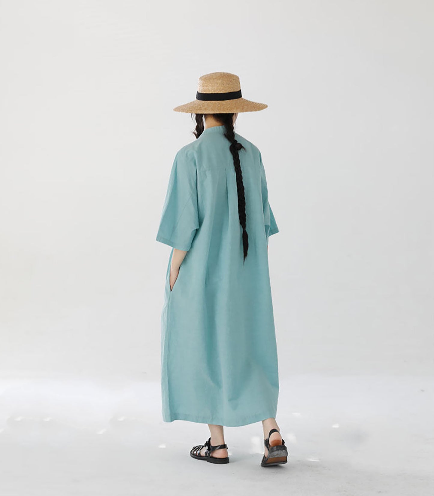 edoa Super Loose Light Blue Linen Shirtdress