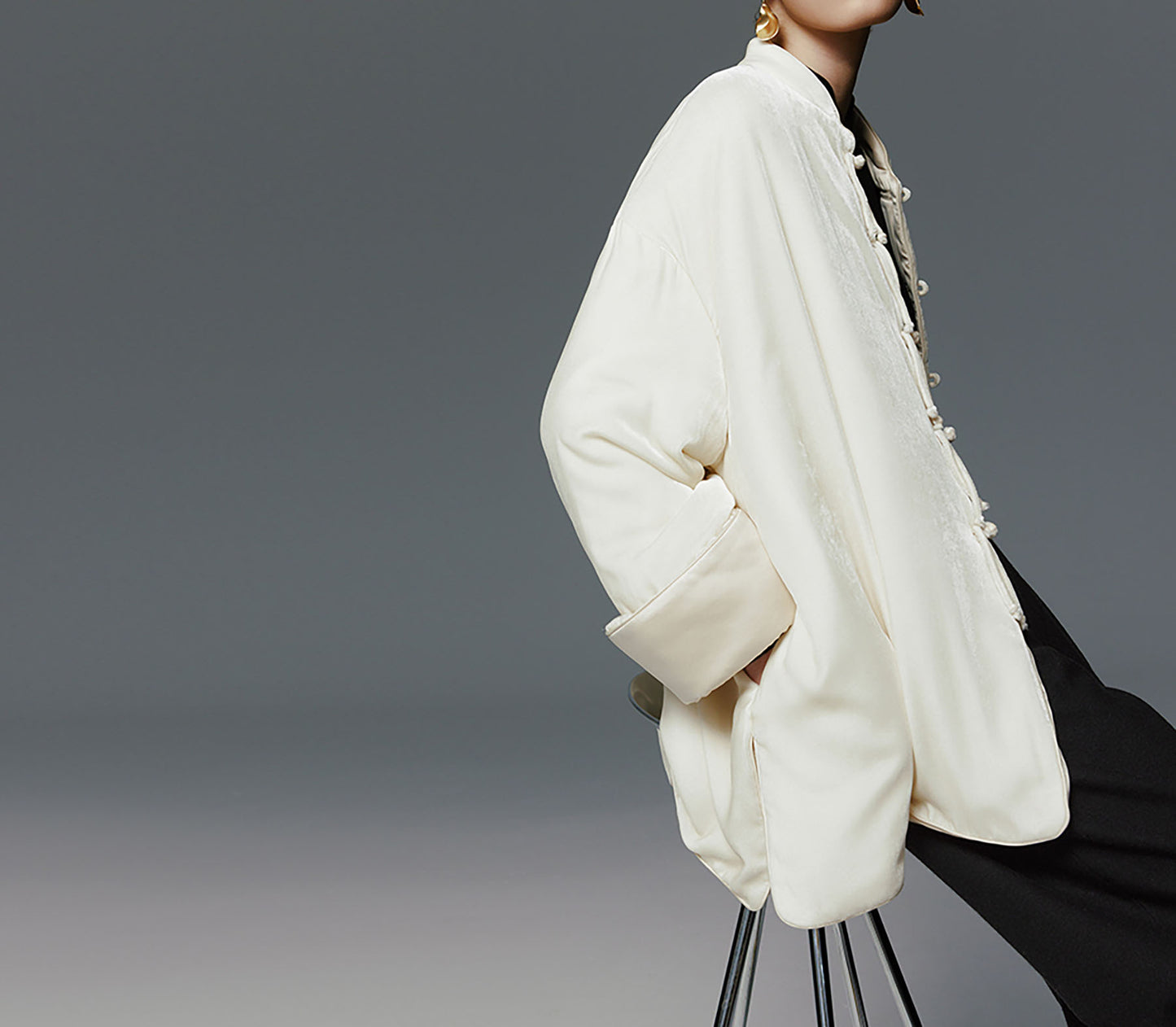 edoa Silk Velvet Quilted Crop Jacket