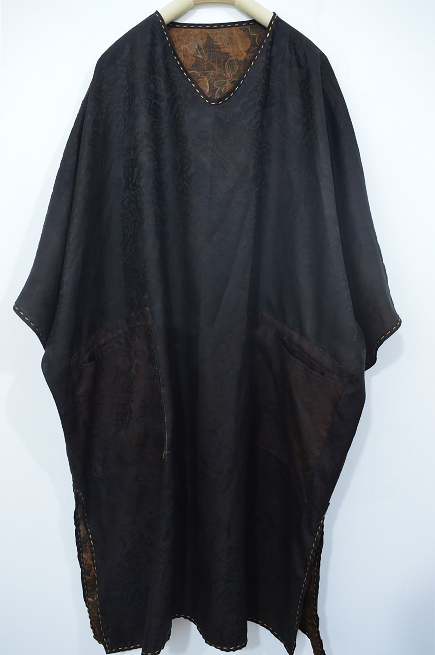 Reversible Printed Mud Silk Charmeuse V-neck Tunic tu0032 X176