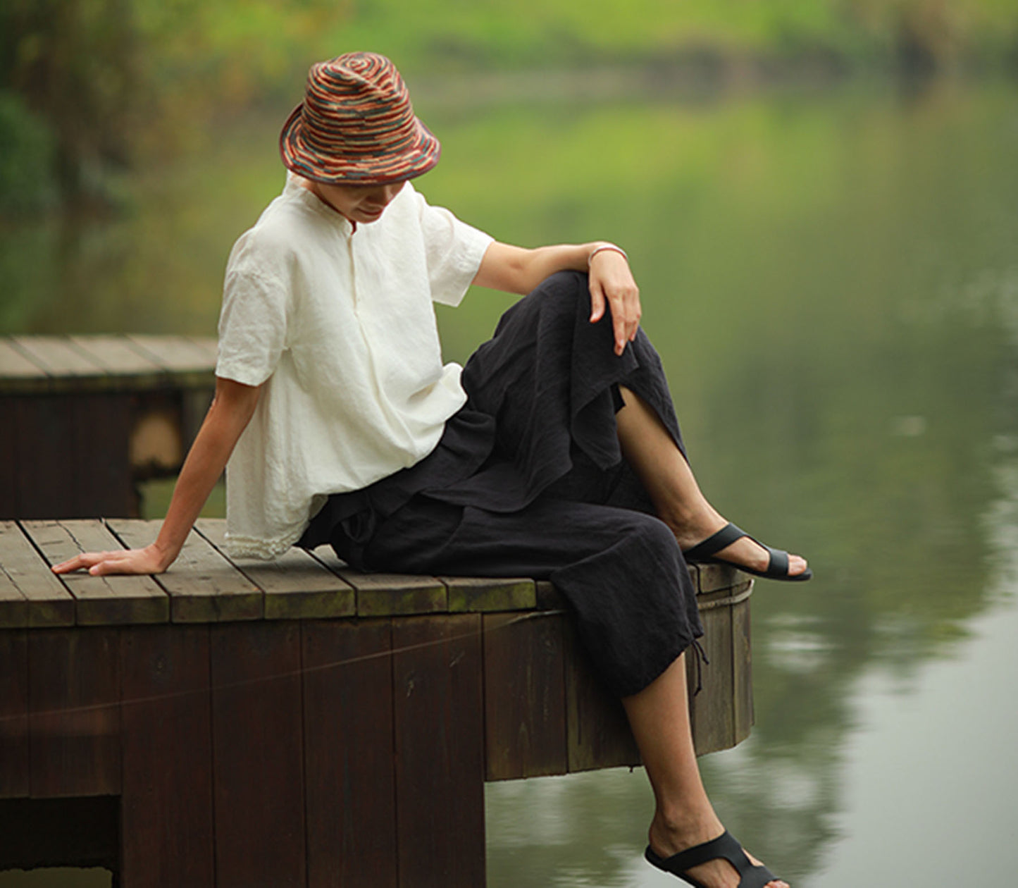 edoa Stand Collar Loose Linen Pleated Shirt 