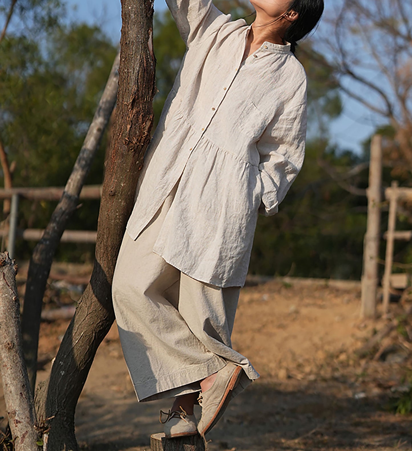edoa Flax Linen Blouse with Ruffled Hem