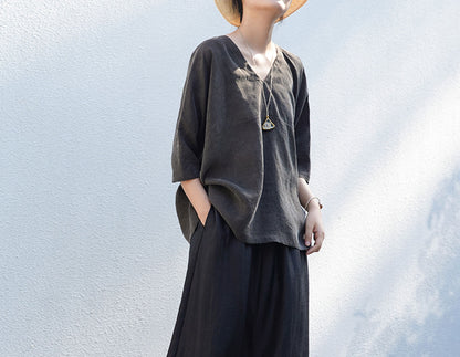 edoa Loose Fitting Cracked Mud Silk V-neck Top 