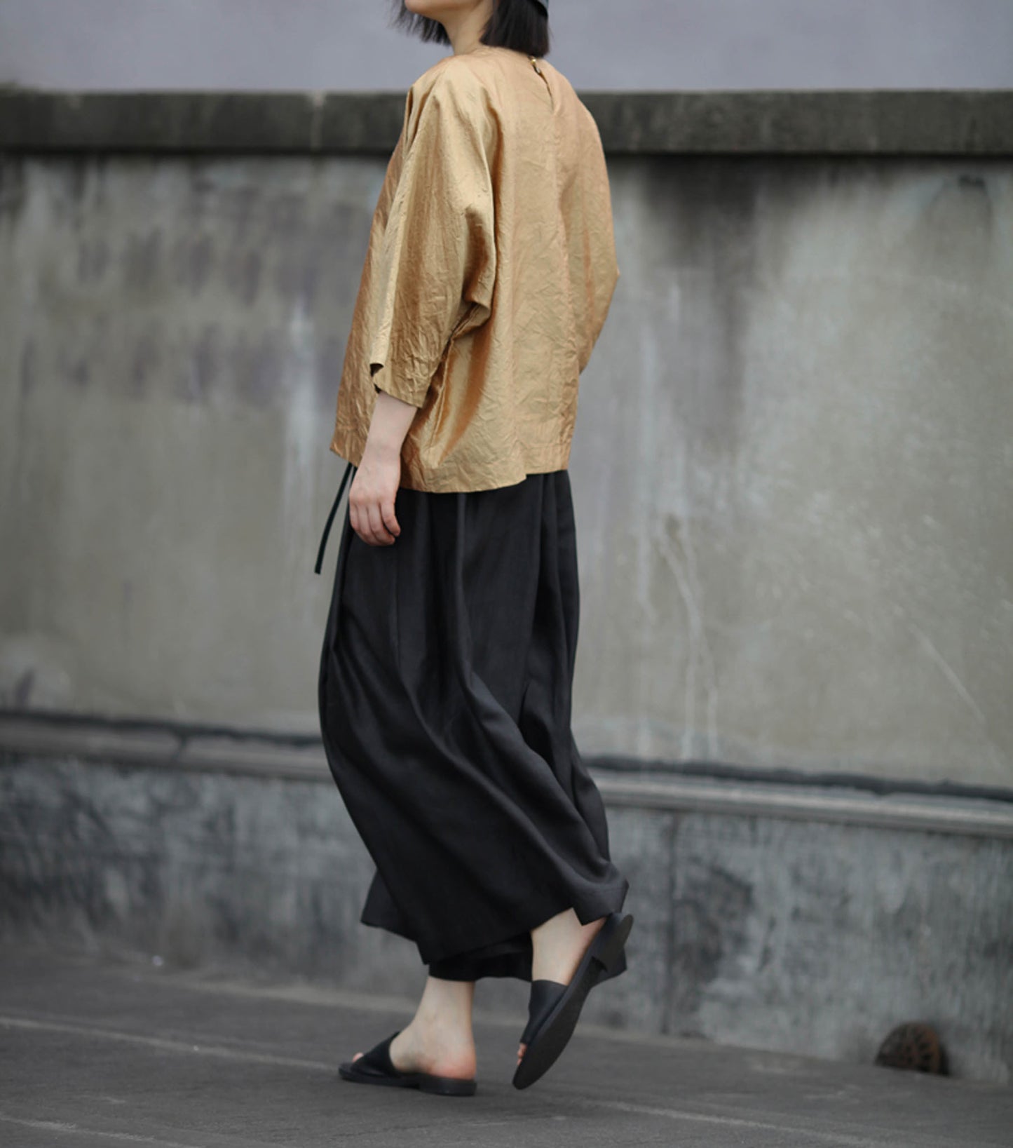 edoa Loose Fitting Mud Silk Charmeuse Pants