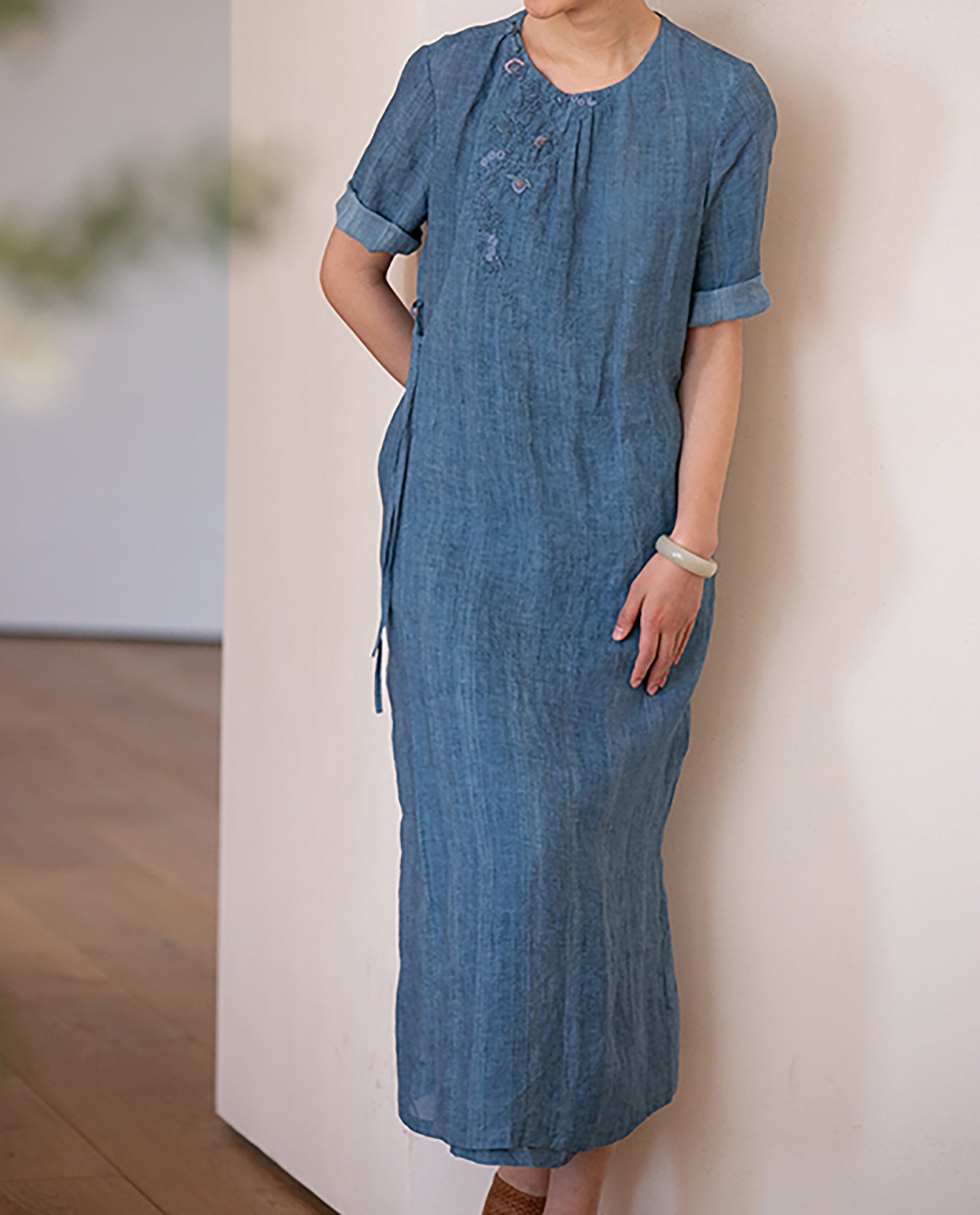 edoa Hand Embroidered Tie Dyed Ramie V-neck Chinese Dress 