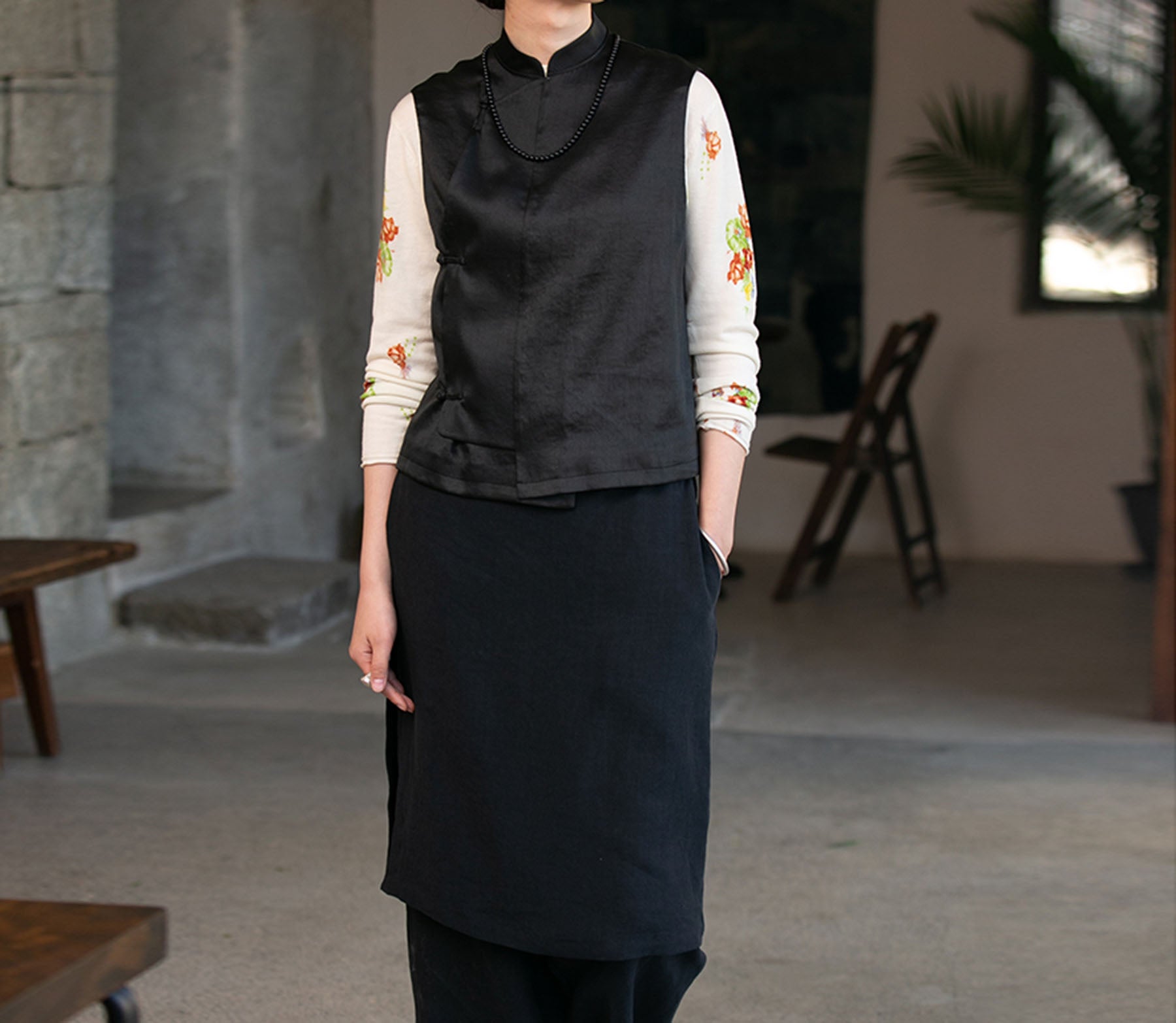 edoa Mud Silk Chinese Vest