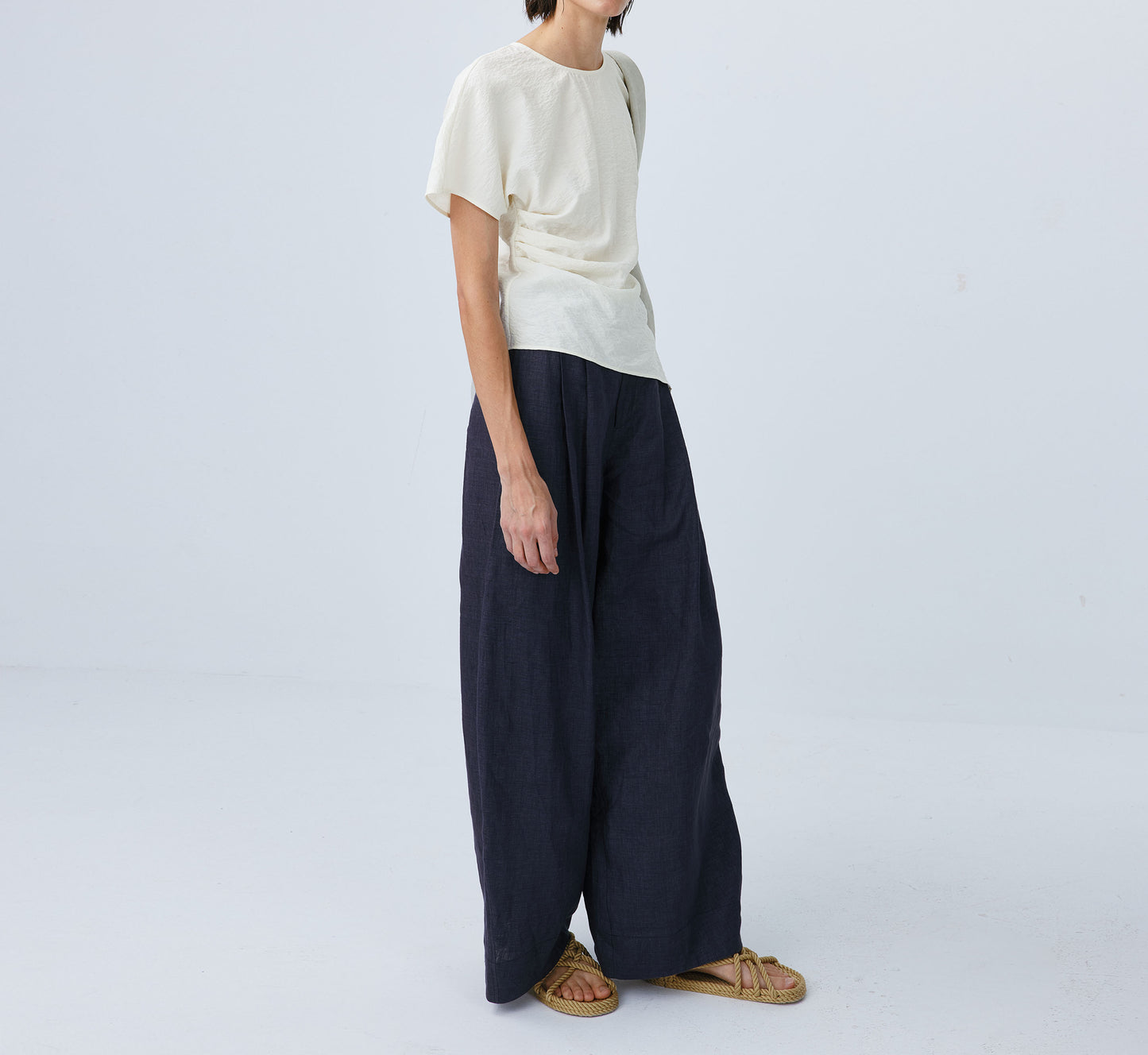 edoa Dry Silk Asymmetrical Shirt 