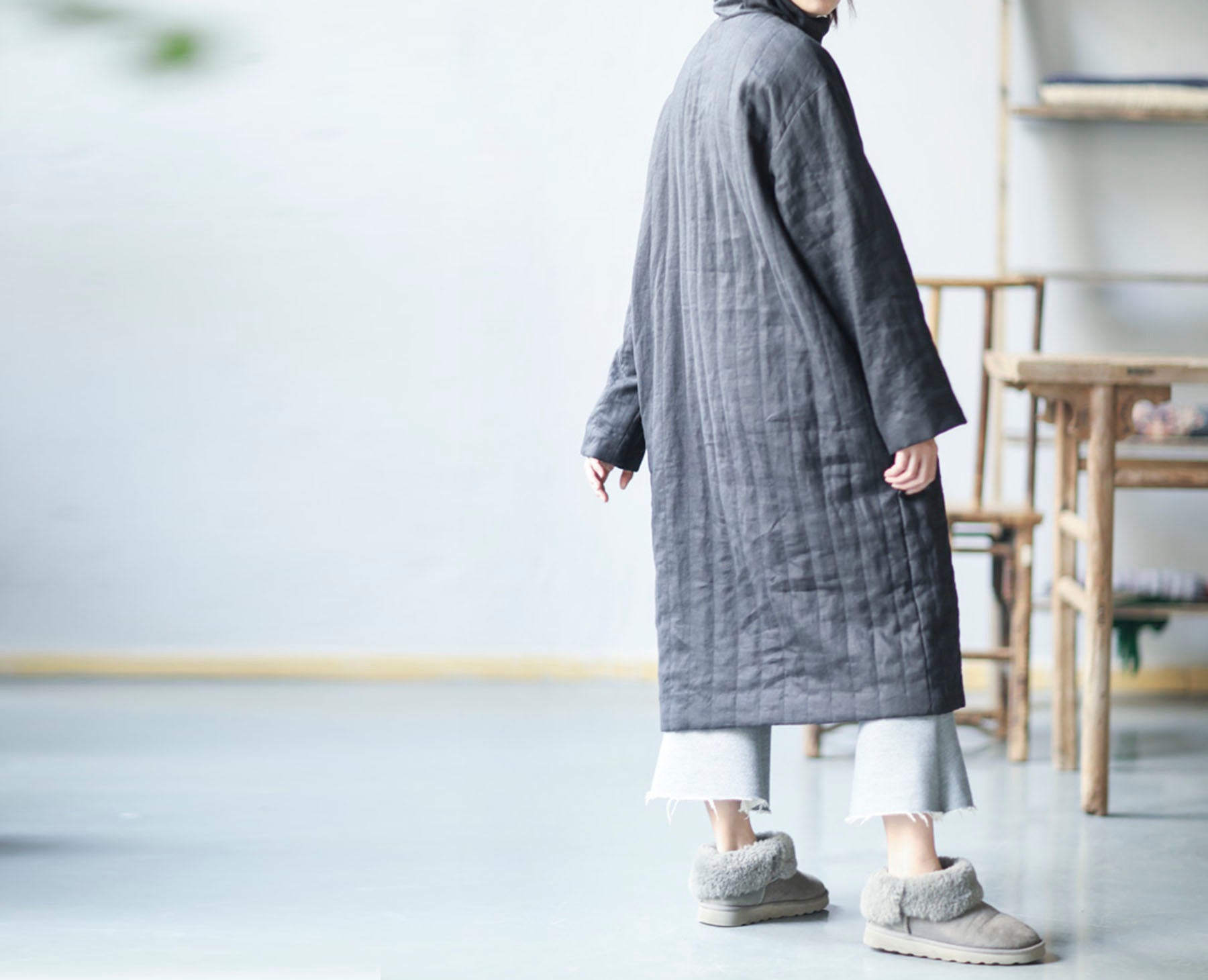edoa Linen Turtle Neck Quilted Pull-over Coat