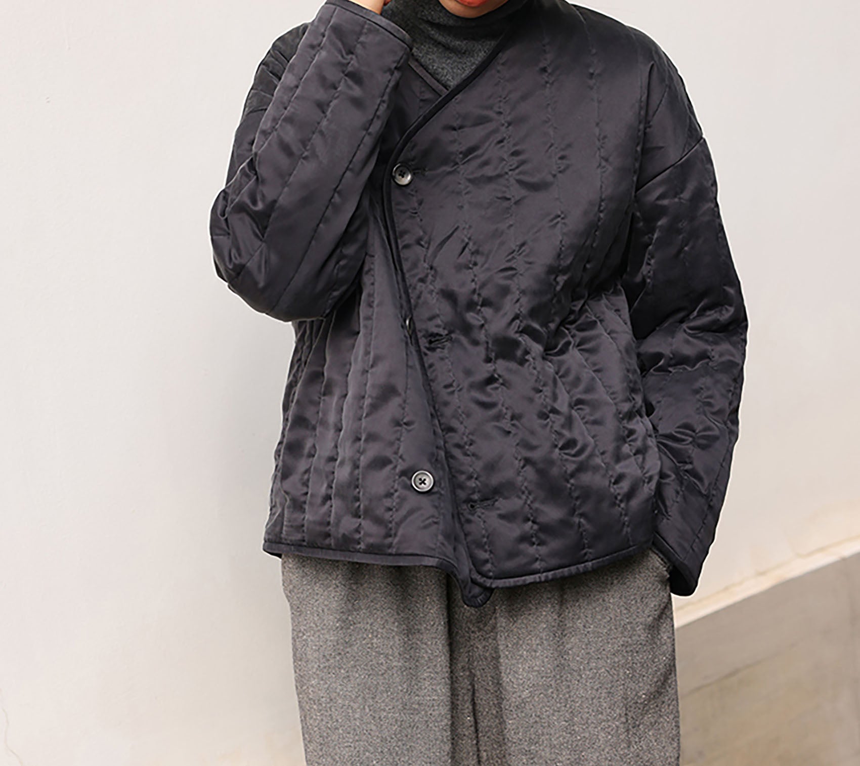 edoa Collarless Mulberry Silk Padded Overshirt