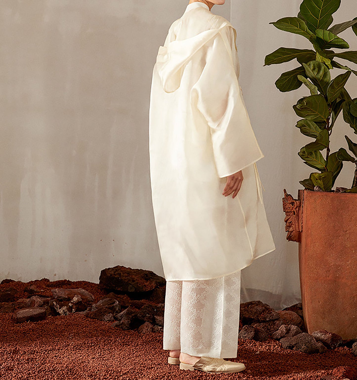 edoa Oversized Chinese Style Mulberry Silk Satin Organza Hooded Coat