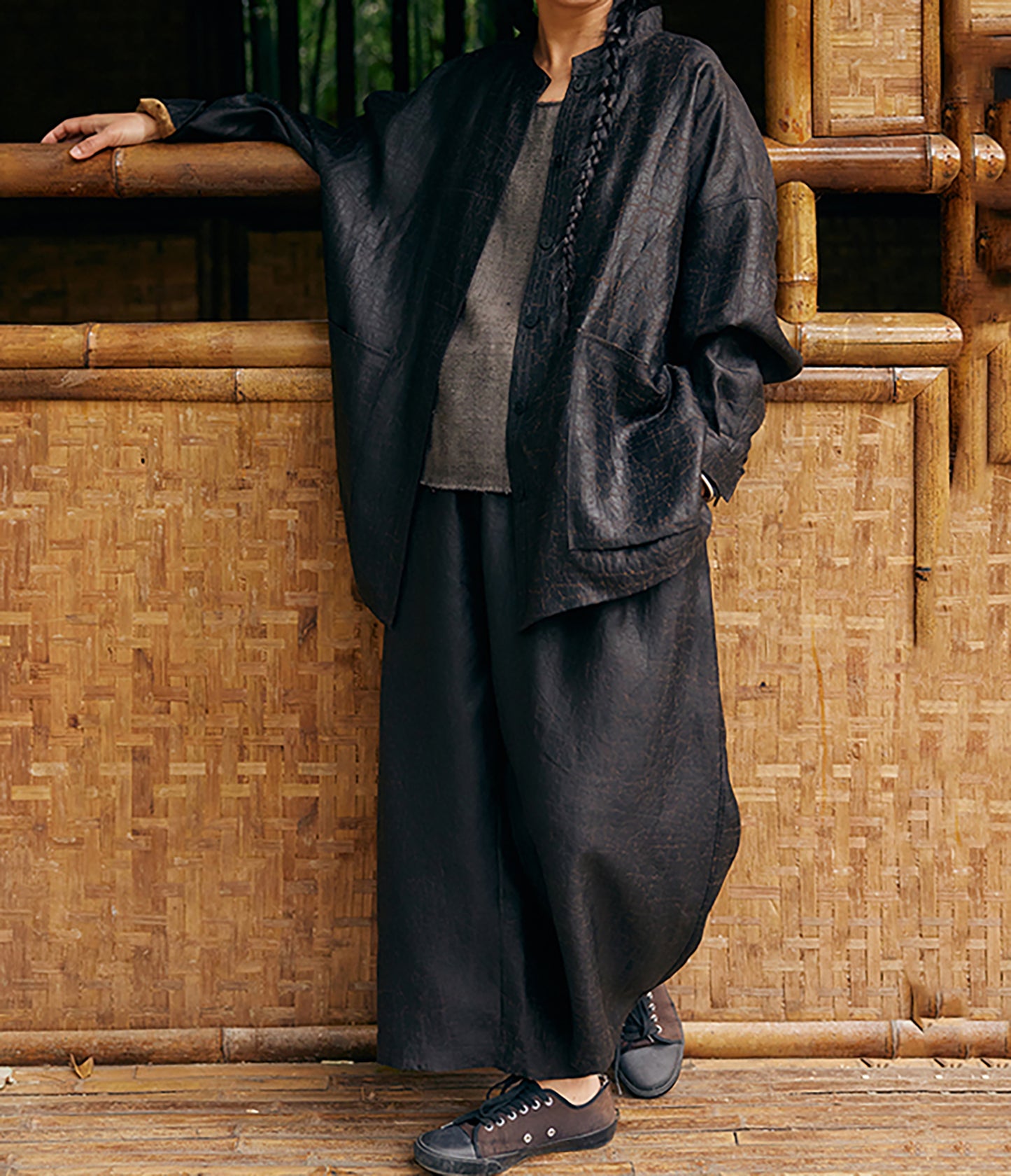 edoa Cracked Mud Silk Wide Leg Pants