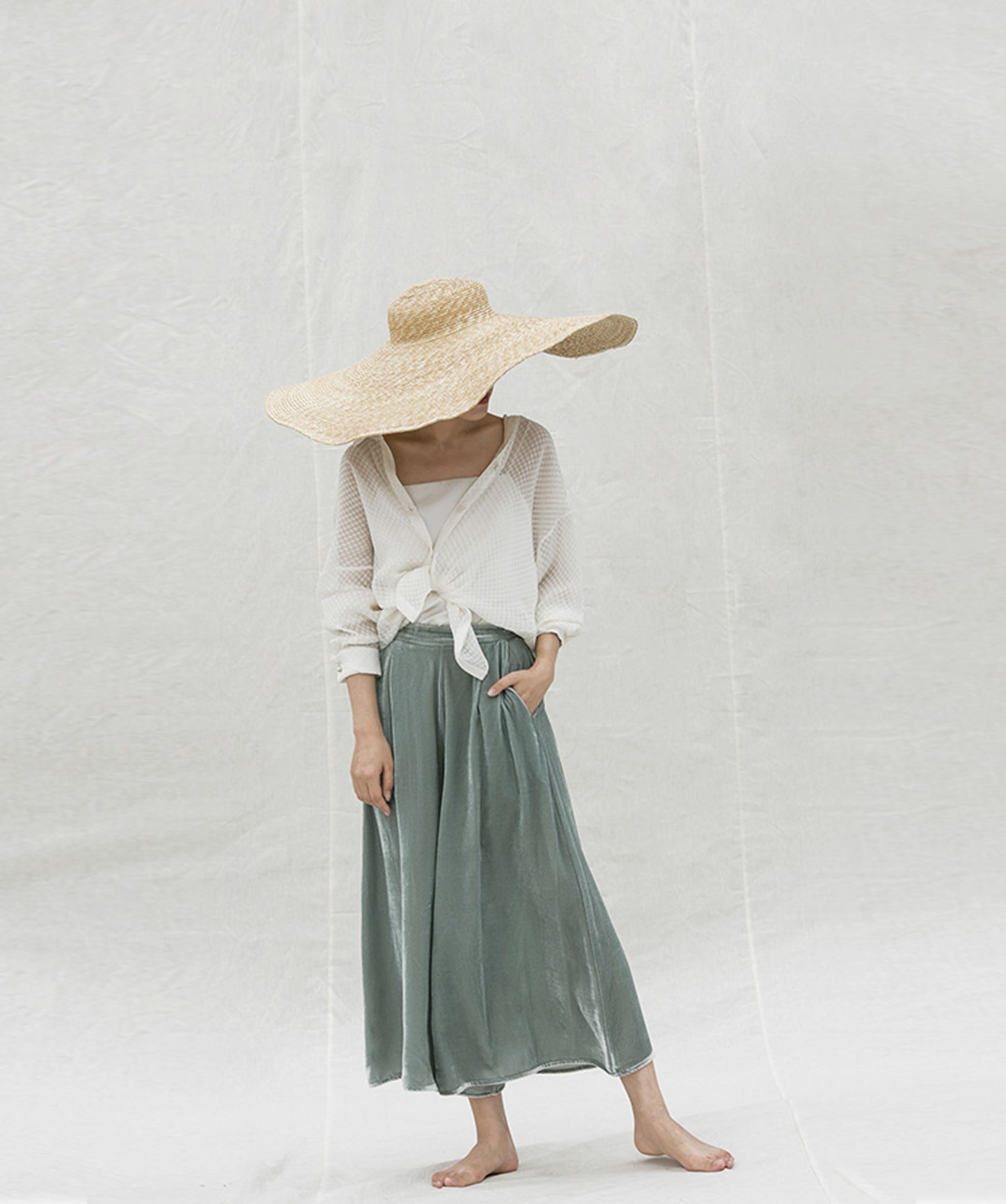 edoa Silk Velvet Wide Leg Pants