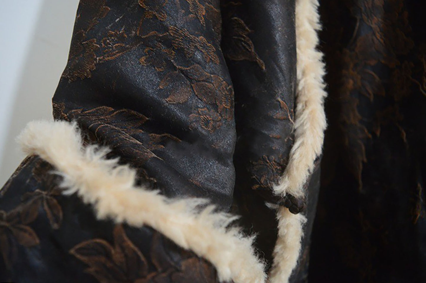 edoa Mud Silk Jacquard Padded Jacket