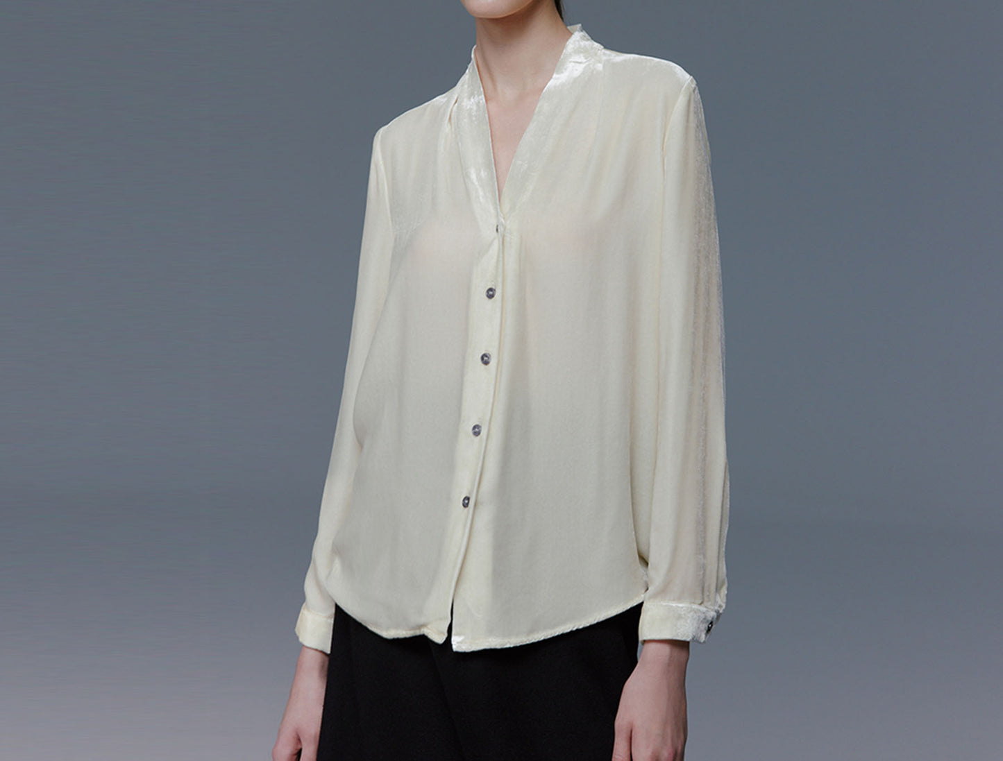 edoa Silk Velvet Spring Blouse