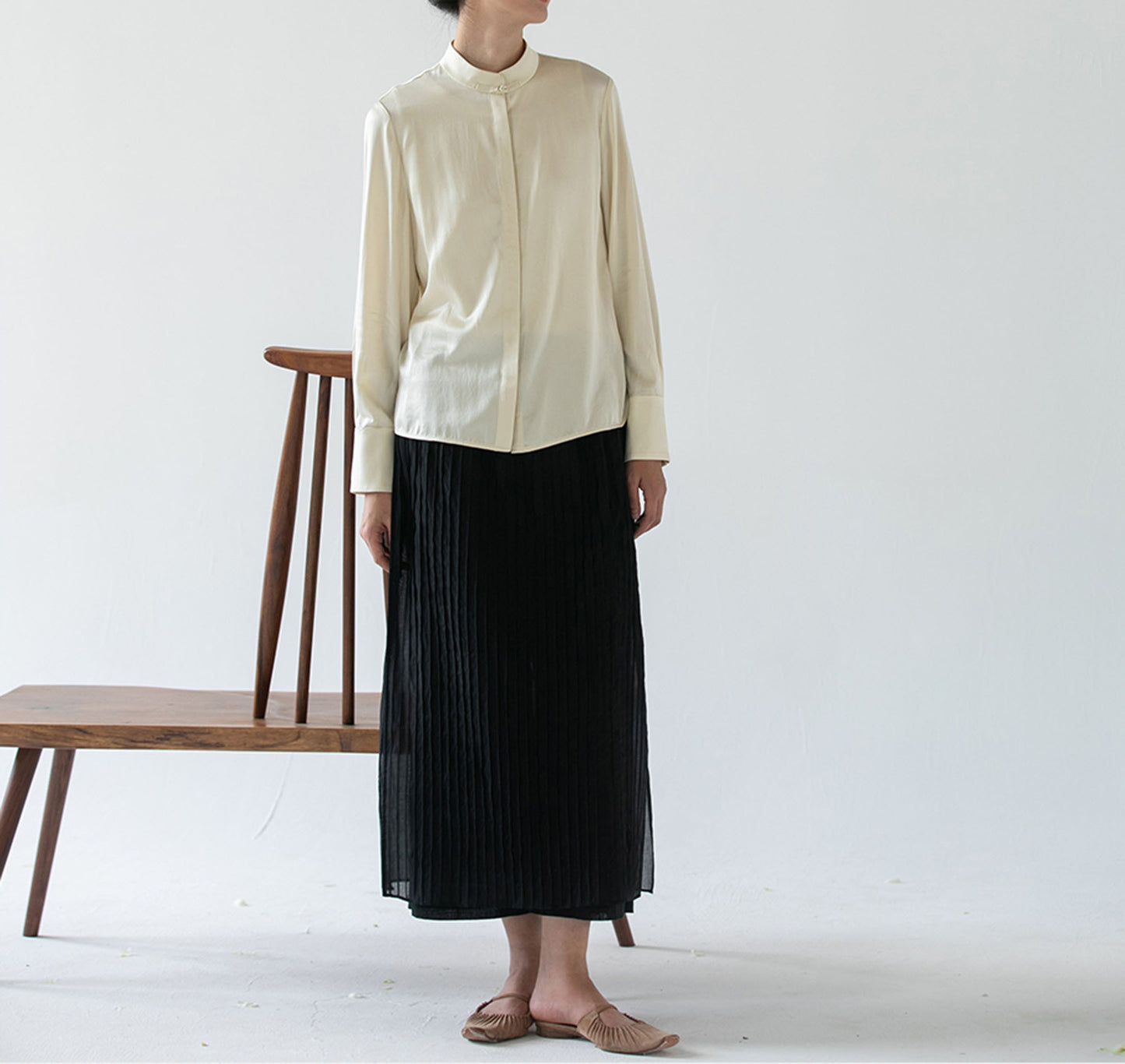 edoa Thin Silk Cotton Blend Pin tucked Apron Pants