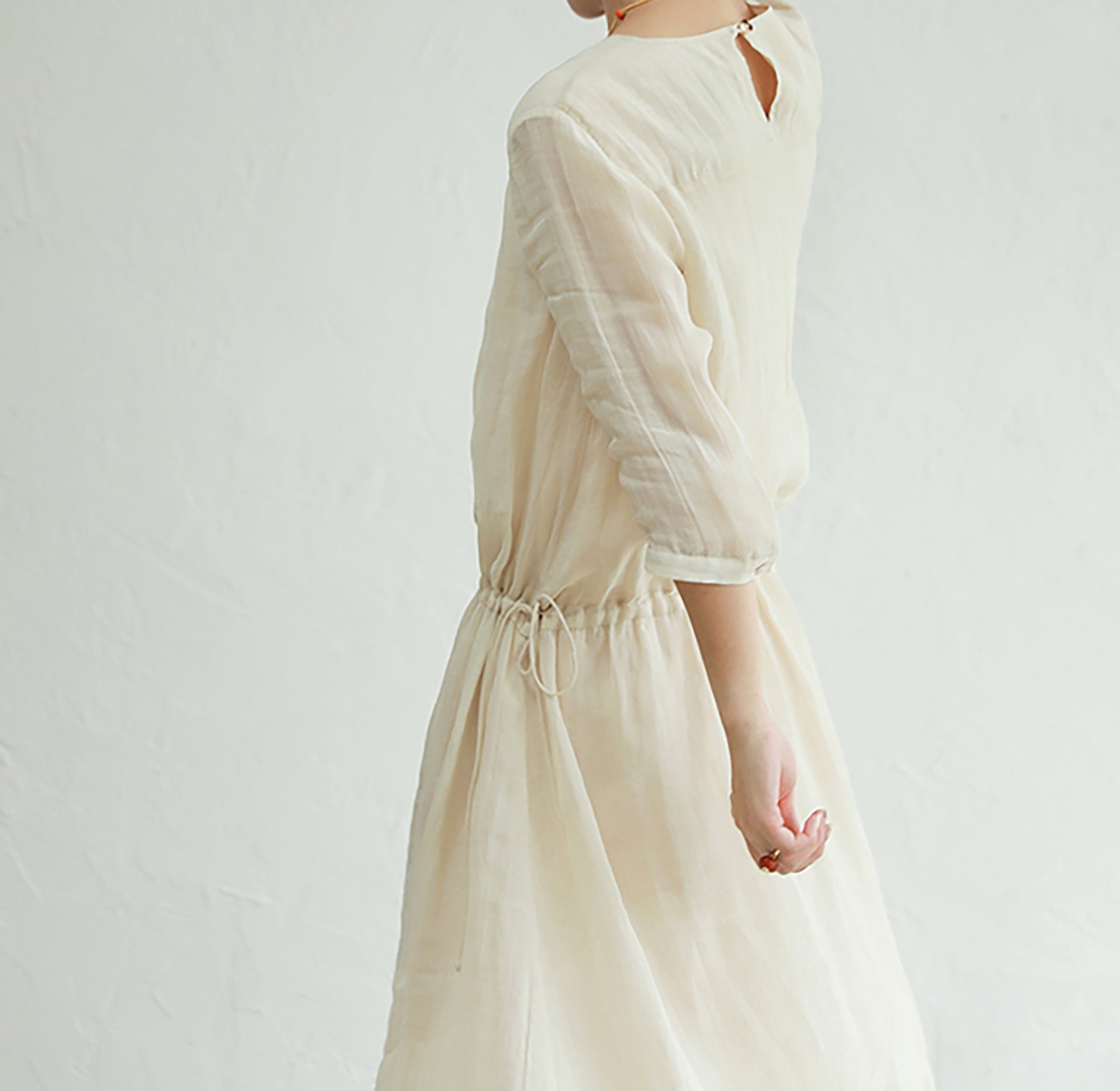 edoa High Count Ramie Cinch Dress