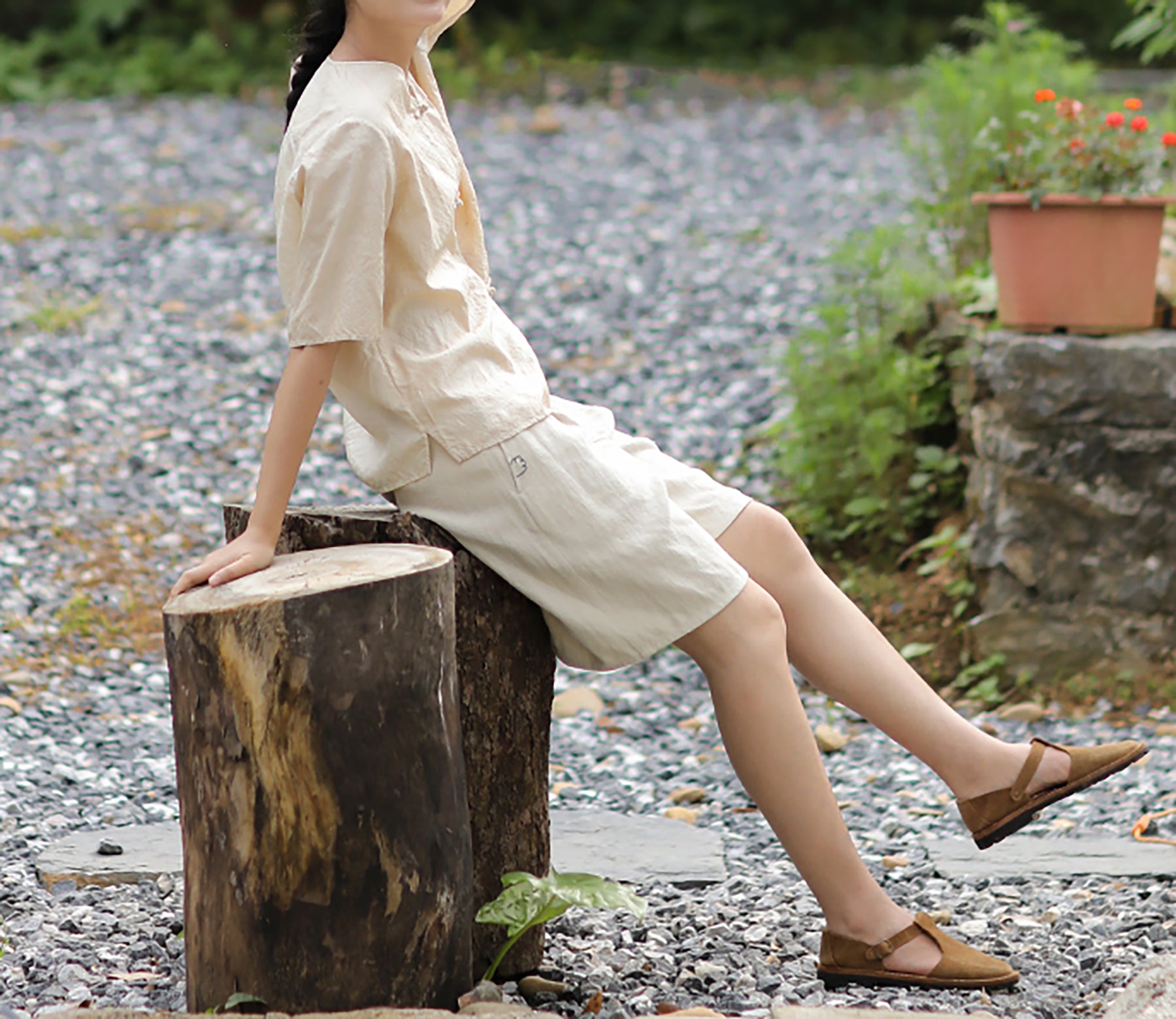 edoa Tussah Dupioni Silk V-neck Blouse