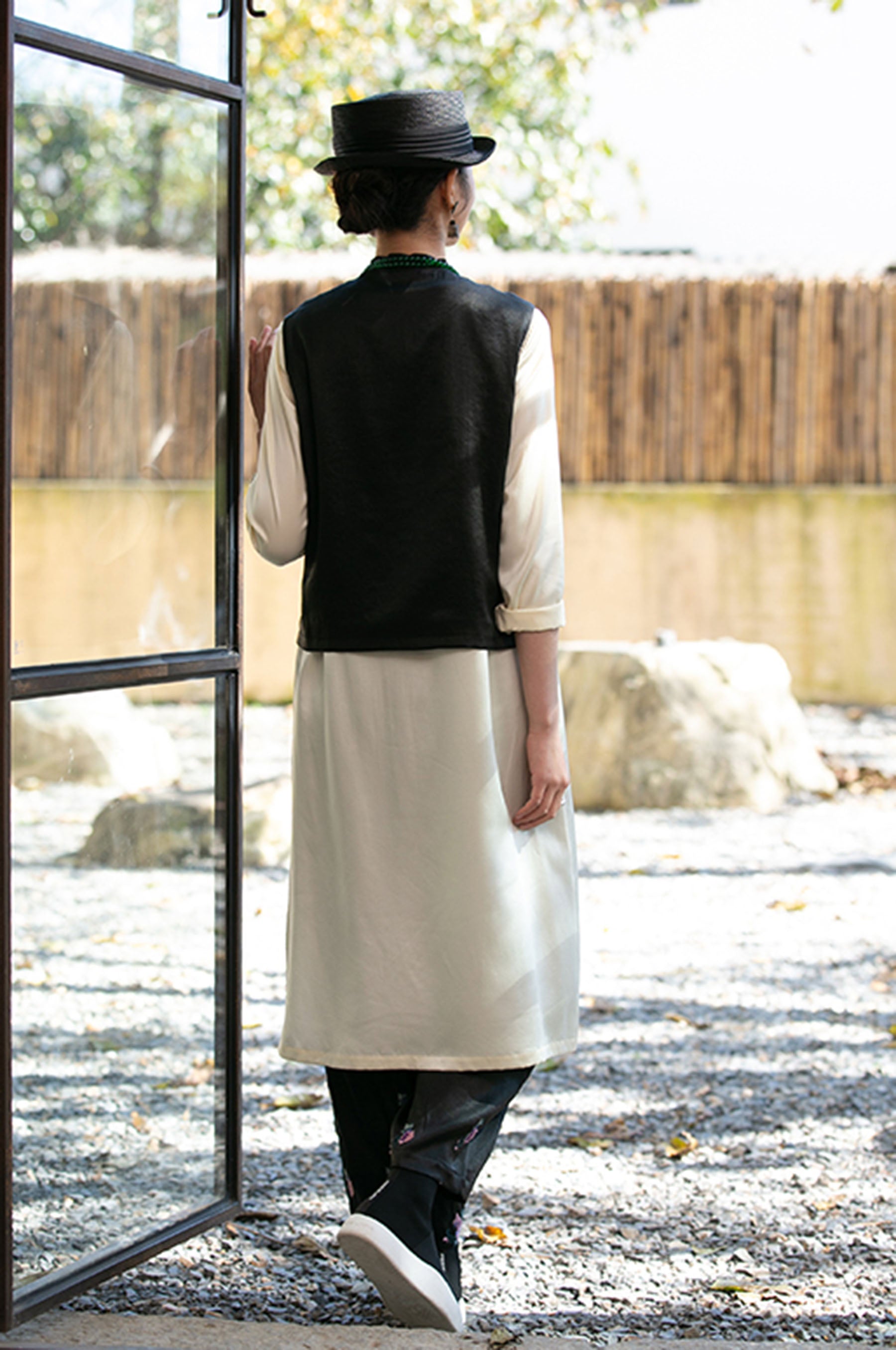 edoa Mud Silk Chinese Vest